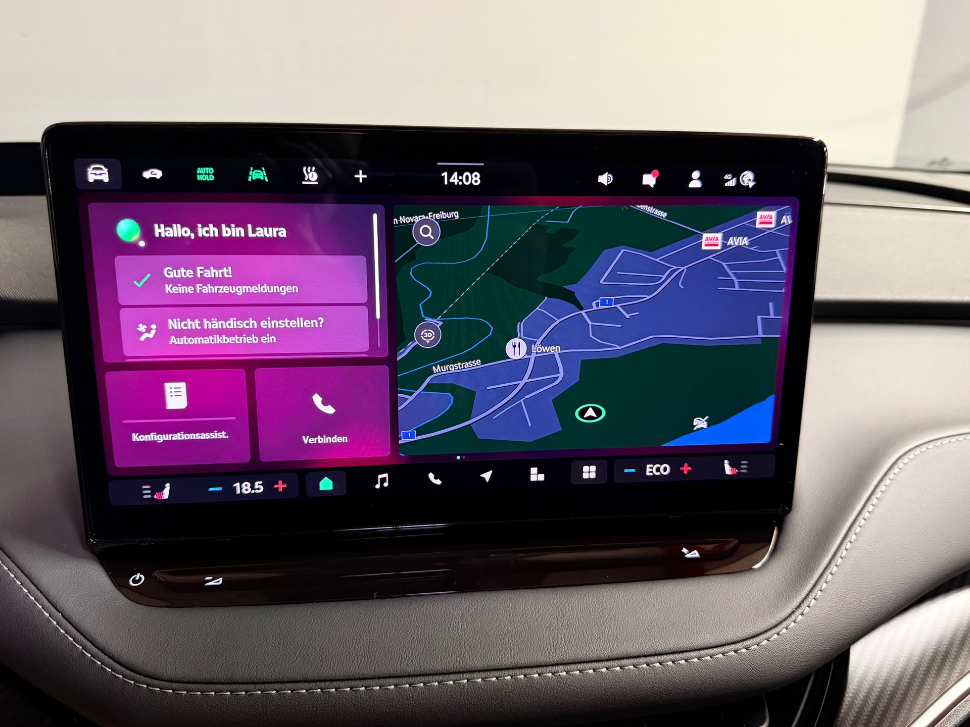 SKODA Enyaq 85x Sportline 4x4-image-24