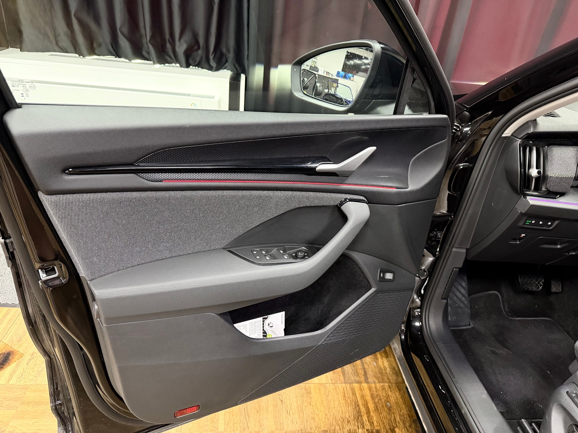 SKODA Kodiaq 2.0 TSI Selection 4x4-image-9