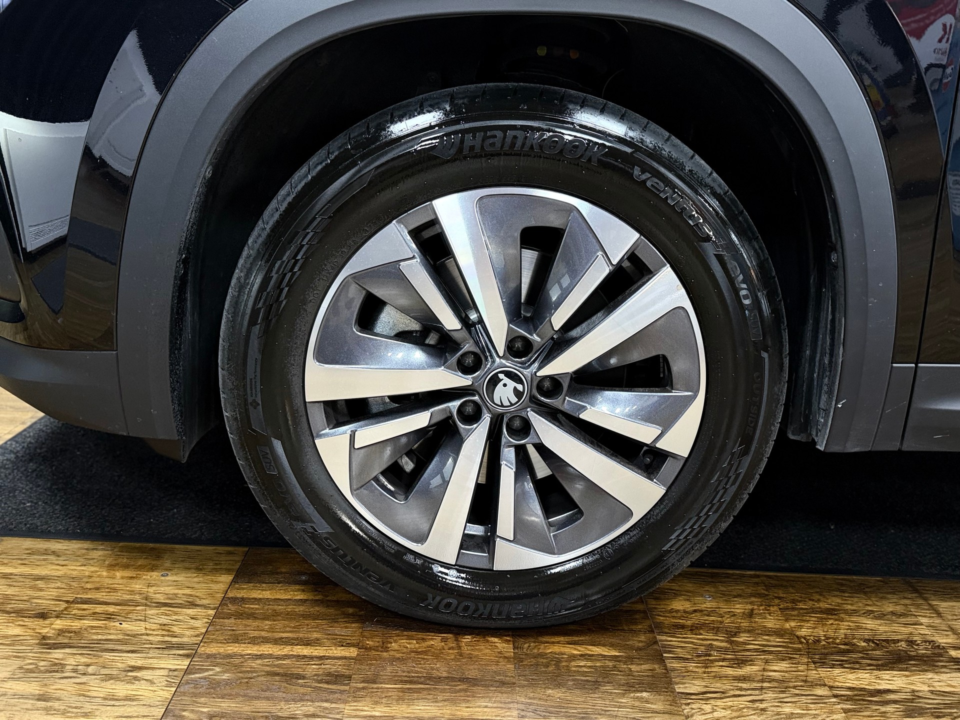 SKODA Kodiaq 2.0 TSI Selection 4x4-image-30
