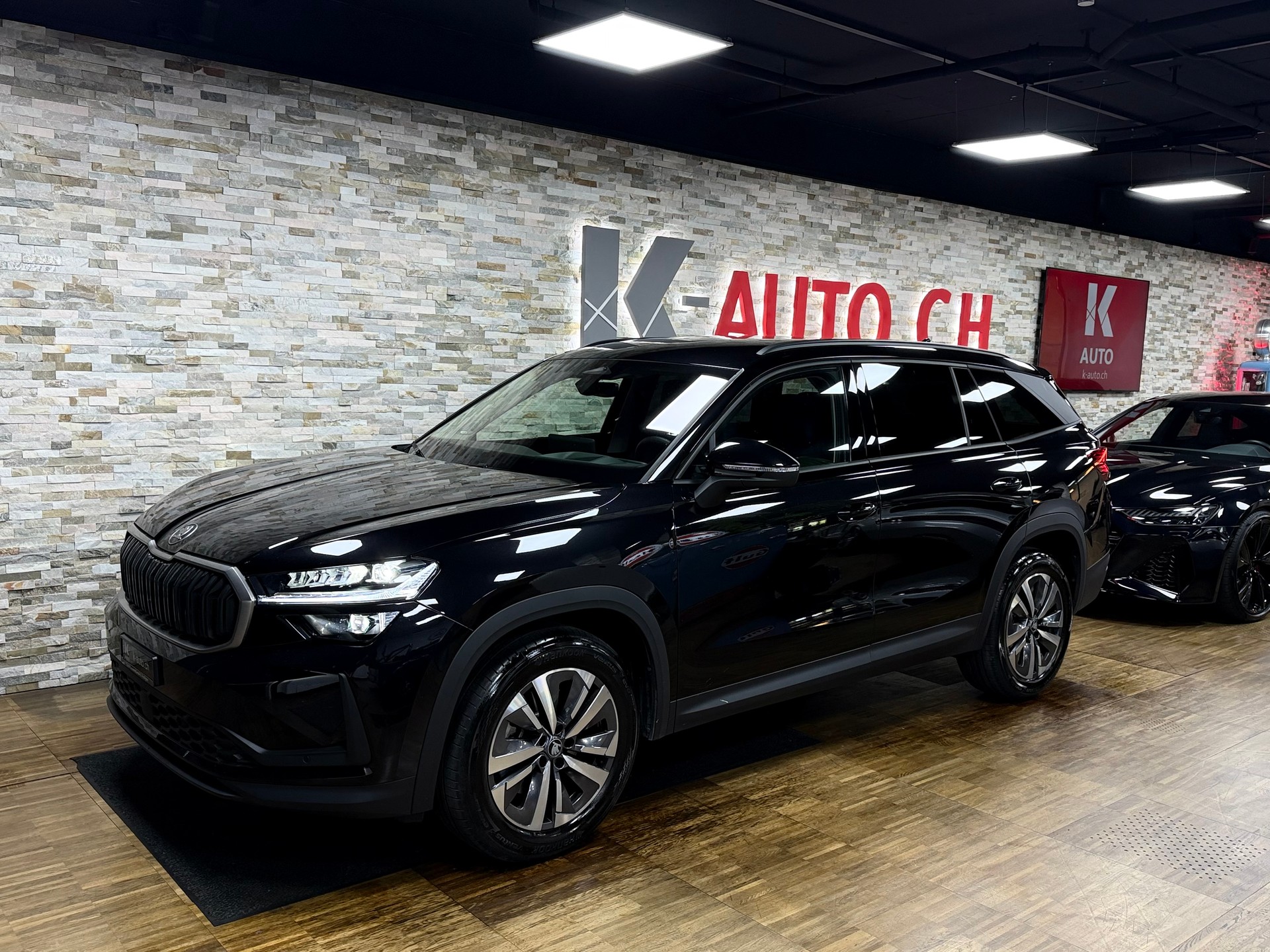 SKODA Kodiaq 2.0 TSI Selection 4x4-image-0