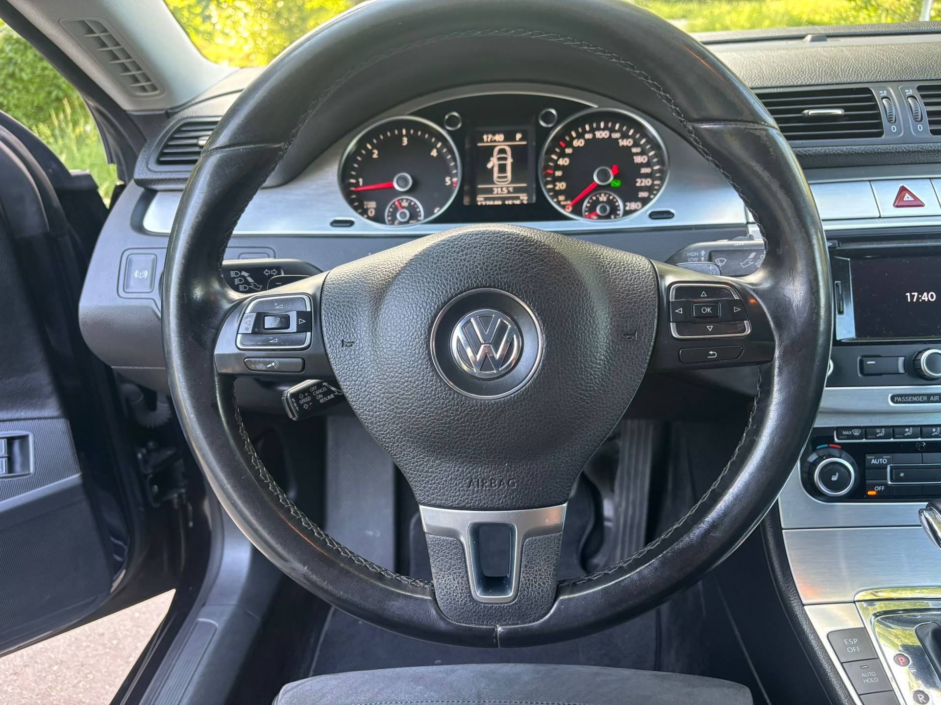 VW Passat CC 2.0 BlueTDI DSG-image-14