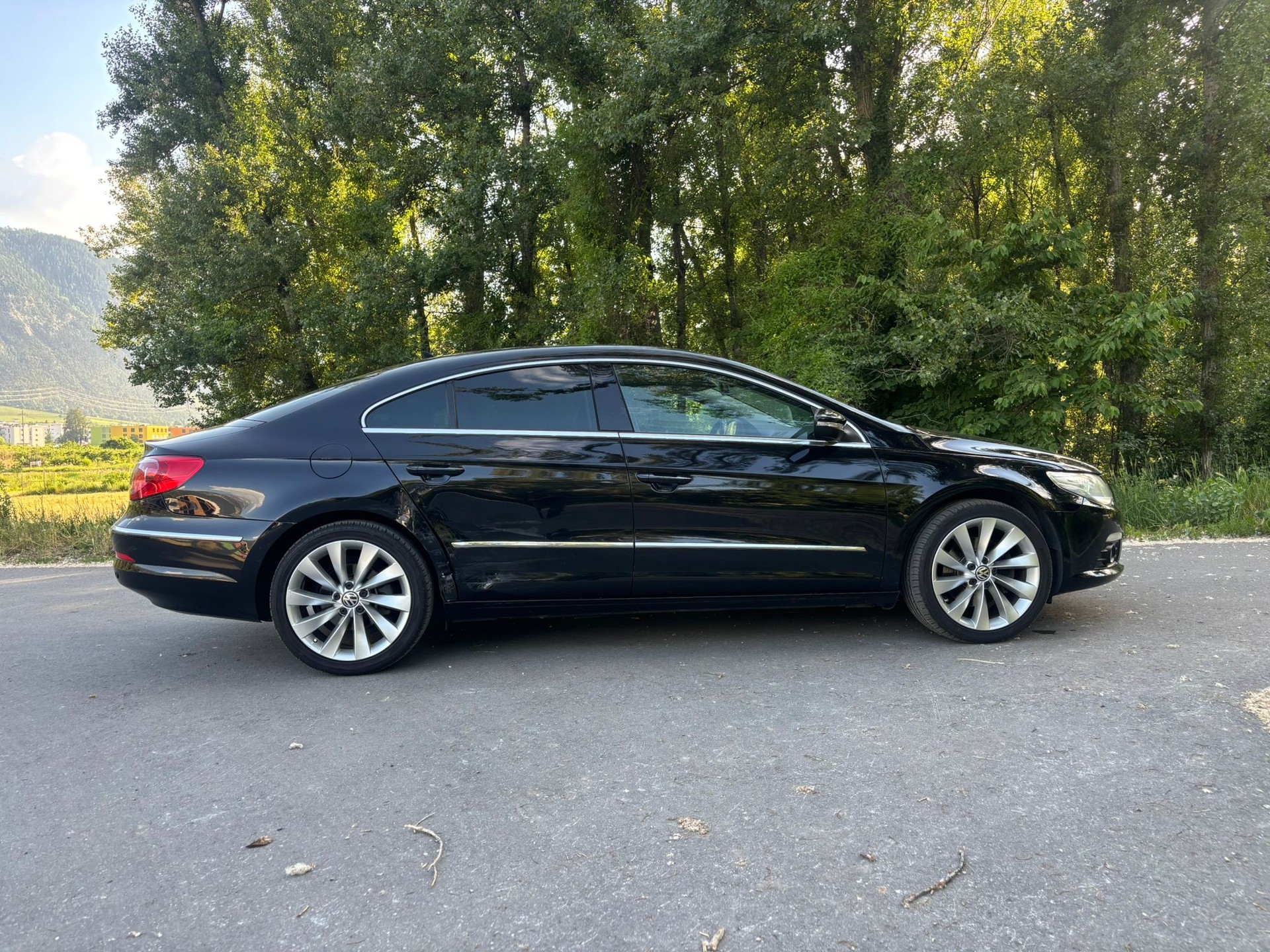 VW Passat CC 2.0 BlueTDI DSG-image-8