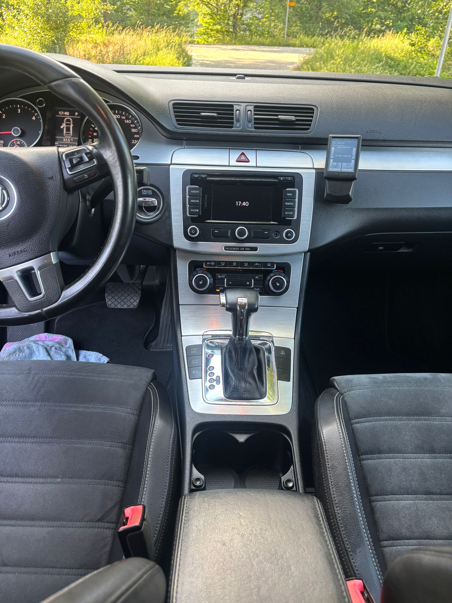 VW Passat CC 2.0 BlueTDI DSG-image-11