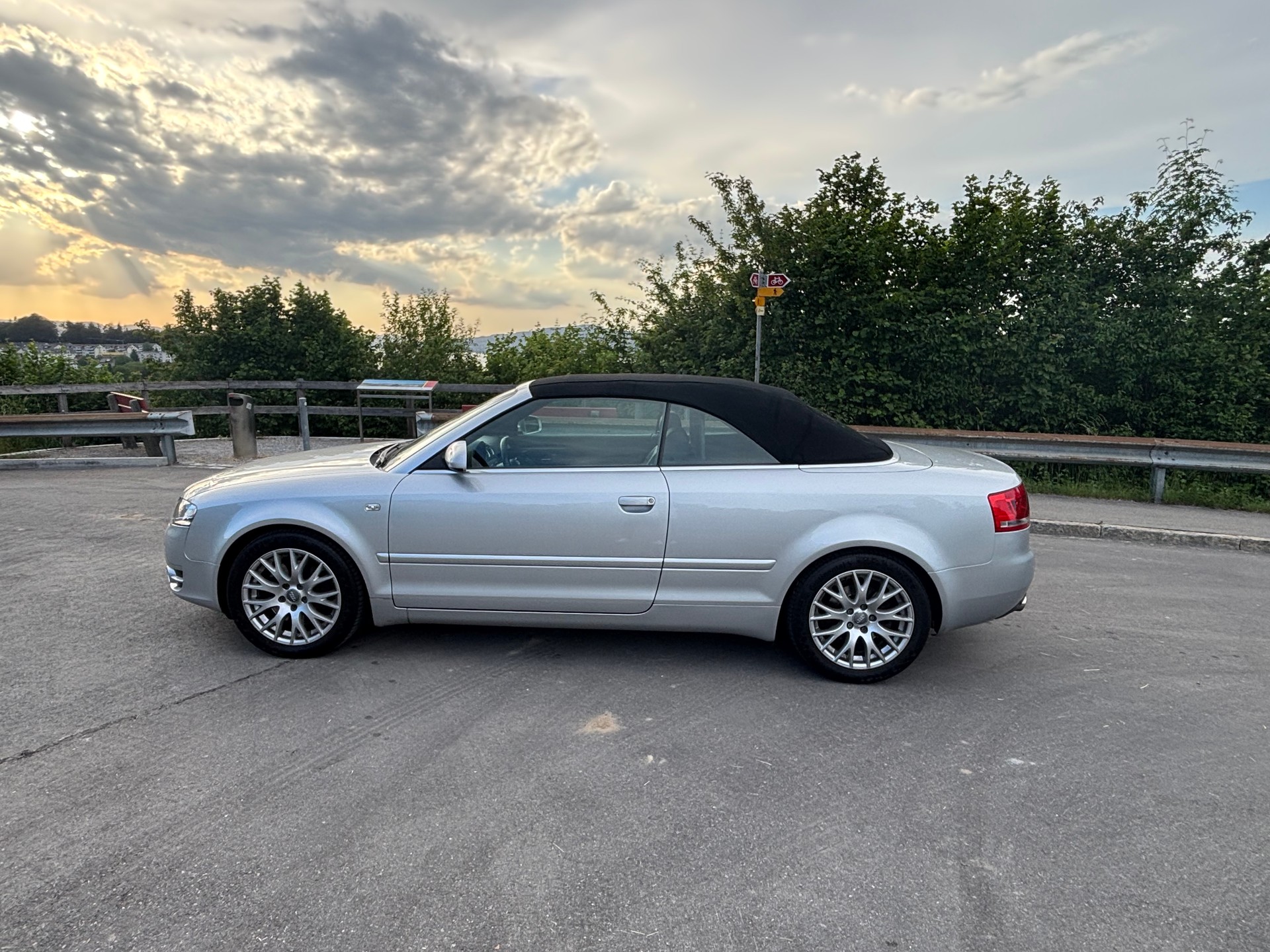 AUDI 3.2 V6 quattro-image-1