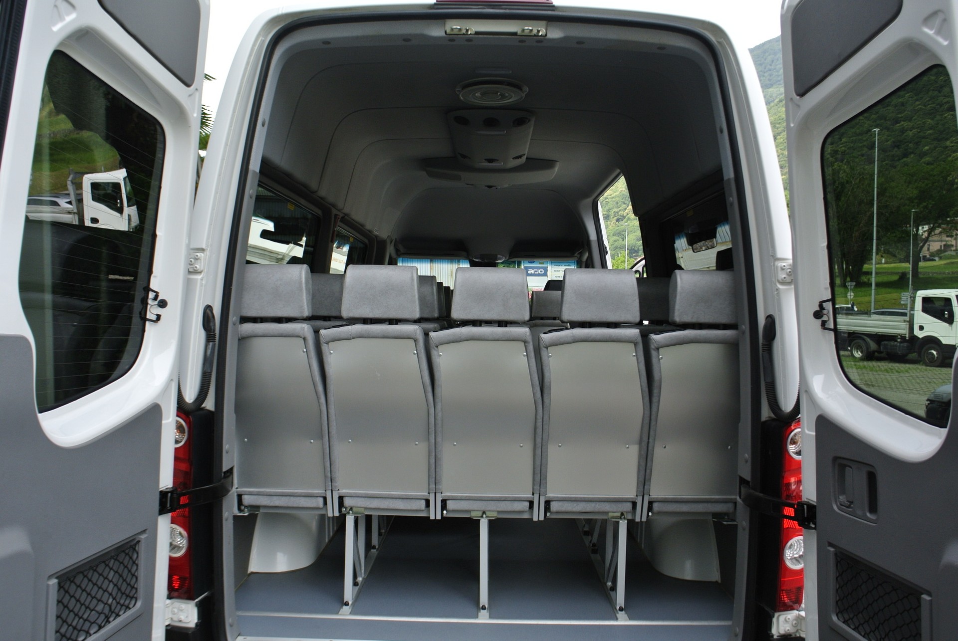 VW Crafter BMT W+B, (Bus 24 Posti)-image-21