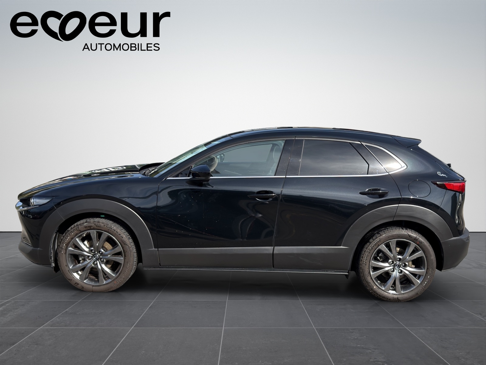 MAZDA CX-30 SKYACTIV-X M Hybrid 180 Revolution AWD Automat-image-2