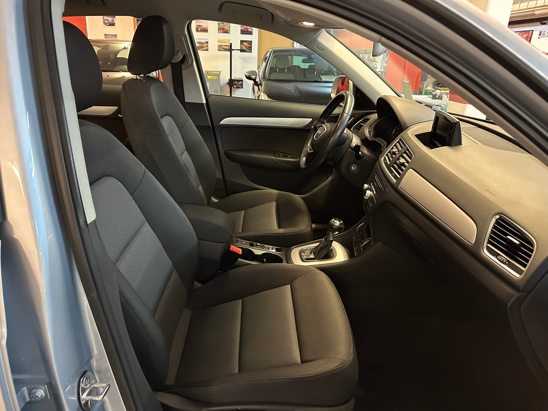 AUDI Q3 1.4 TFSI S-tronic-image-6