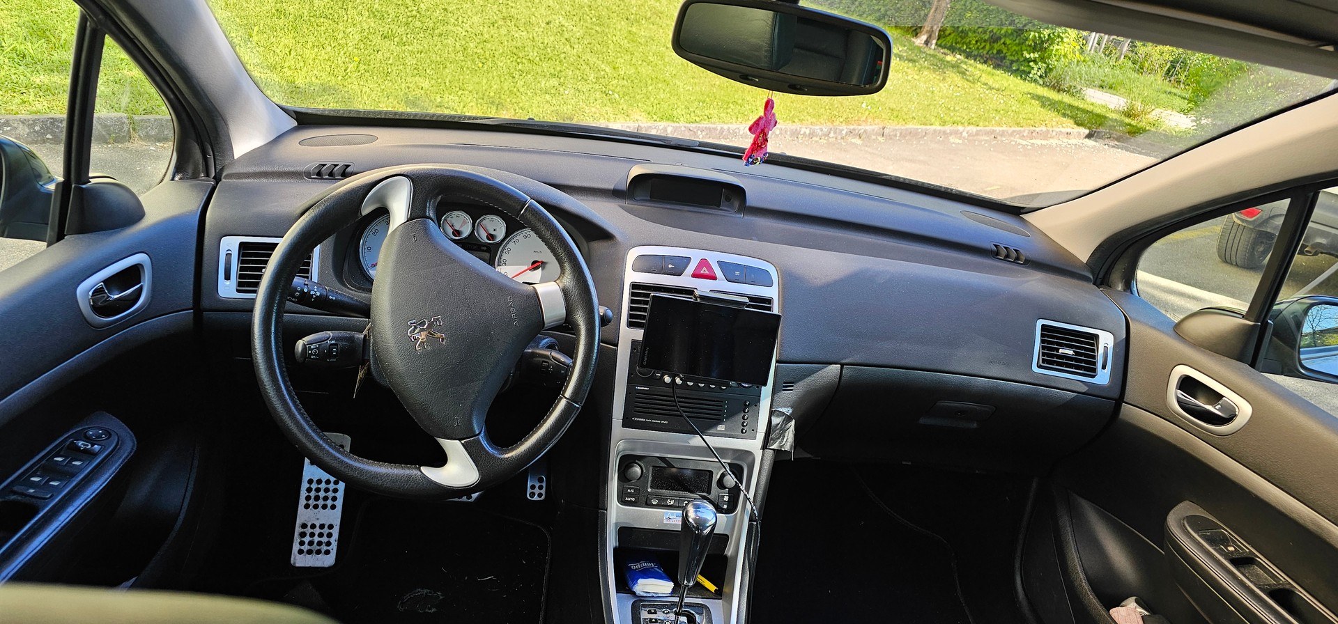 PEUGEOT Break 2.0i-image-1