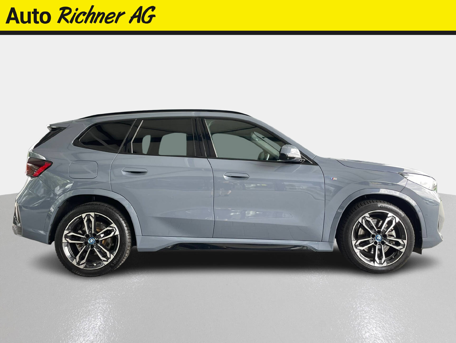 BMW X1 25e xDrive paddles-image-2