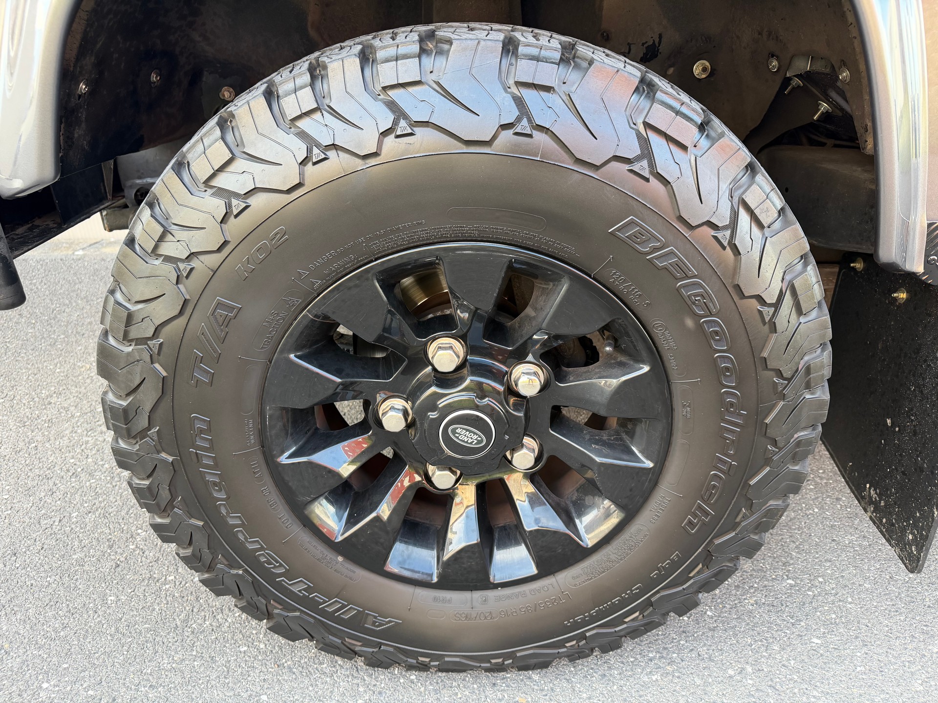 LAND ROVER Defender 110 2.2 TD4 67YRS *verzinkt*-image-25
