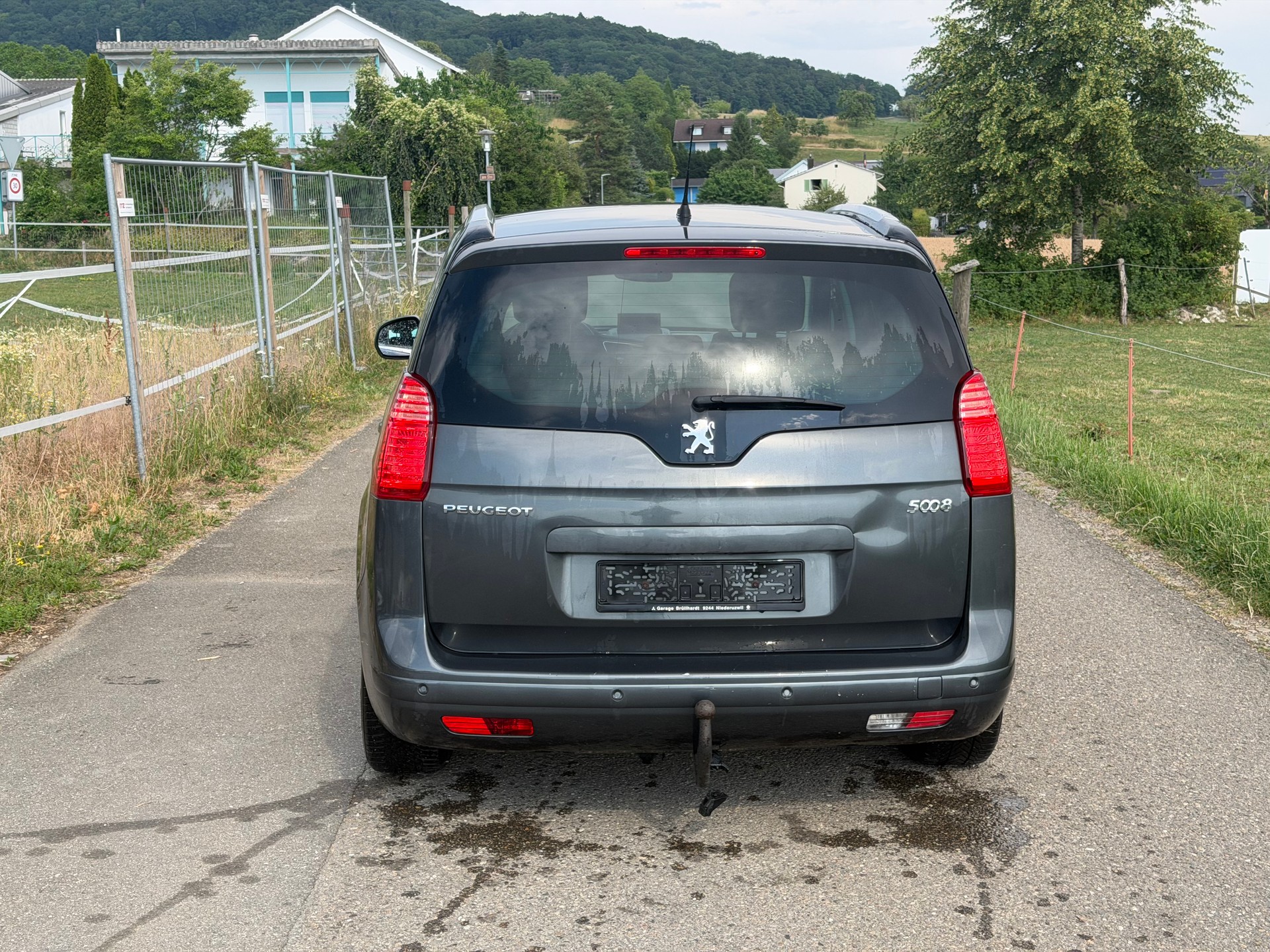 PEUGEOT 5008 1.6 16V T Sport Pack-image-4