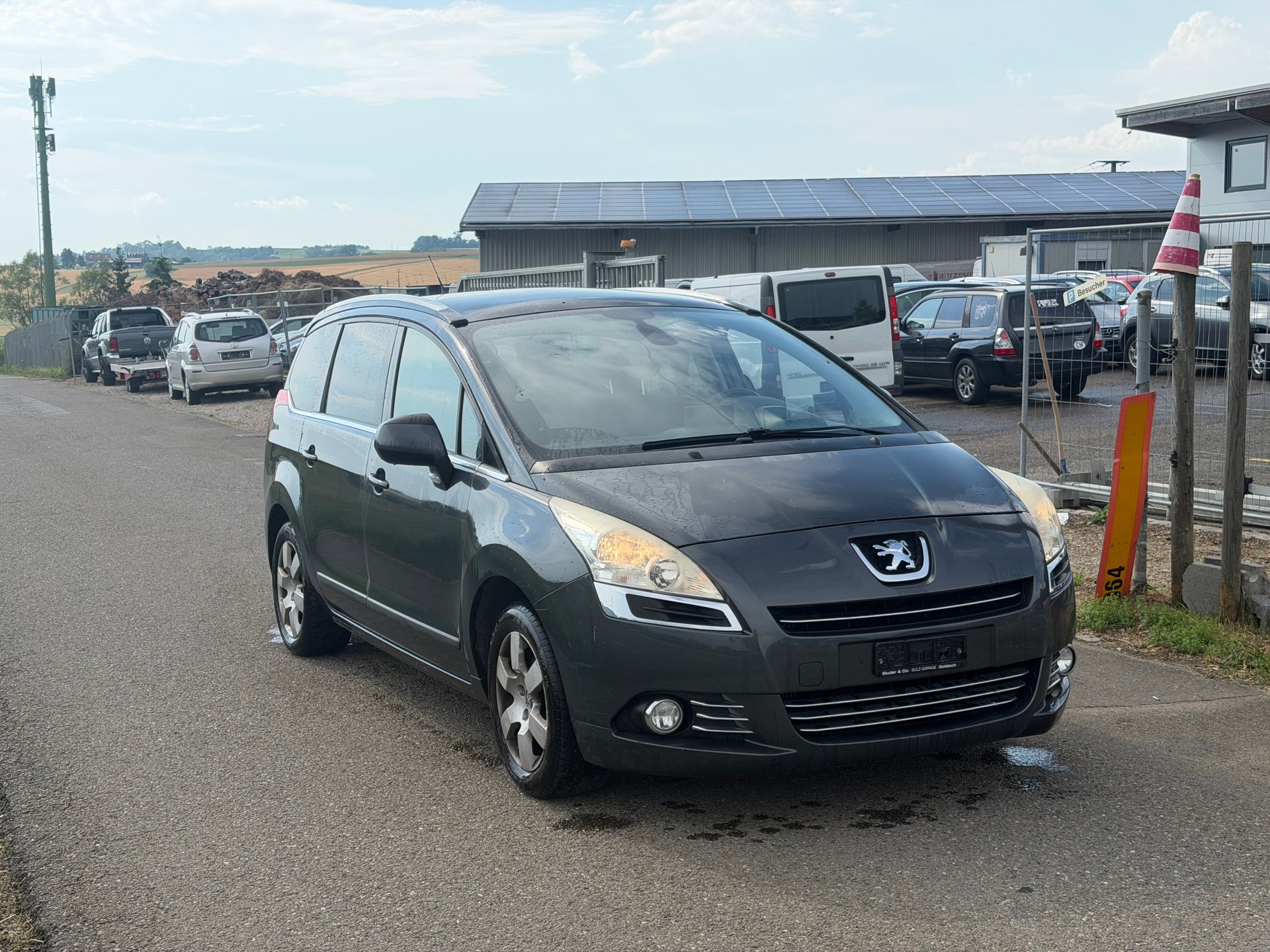 PEUGEOT 5008 1.6 16V T Sport Pack-image-2