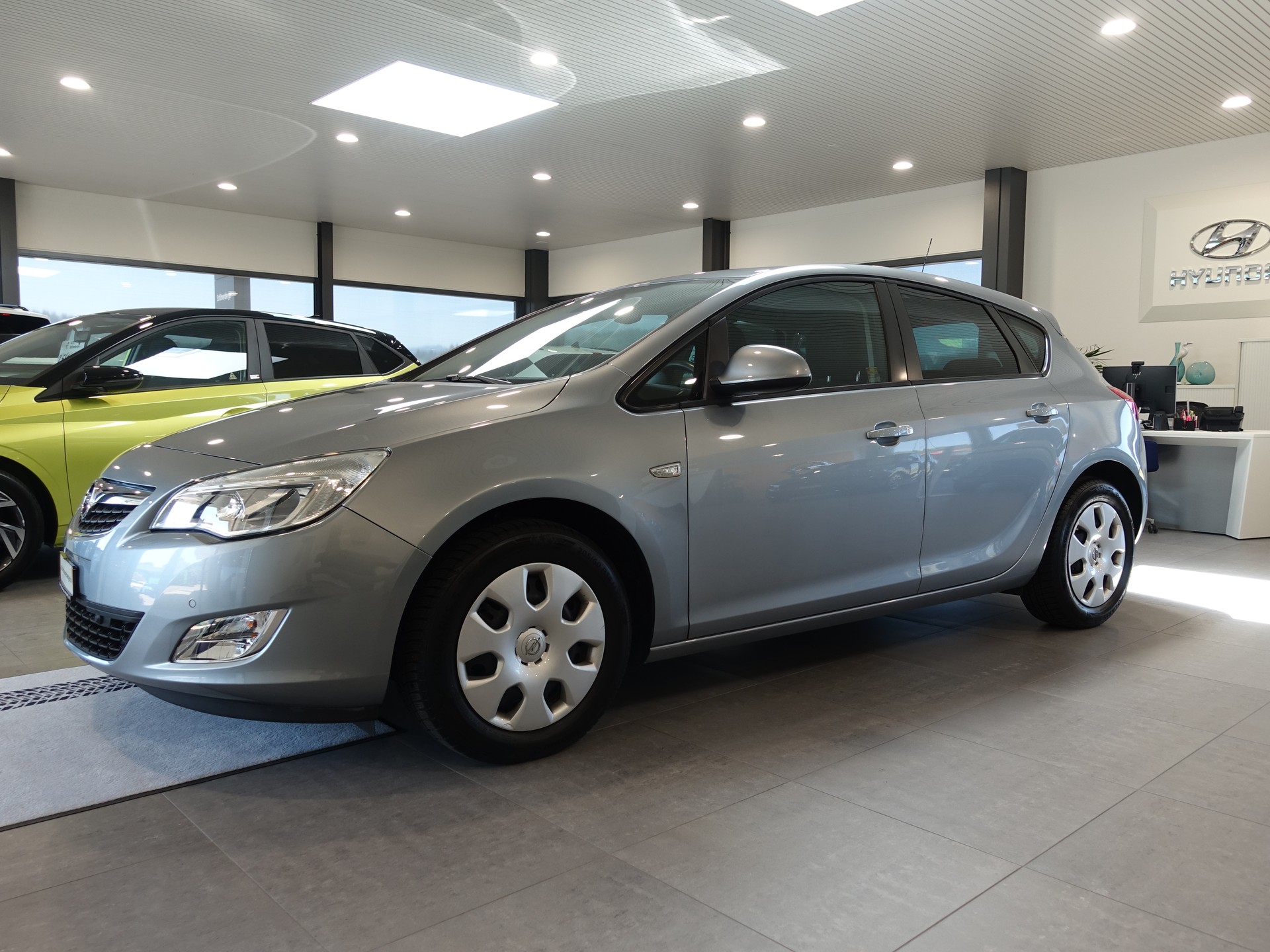 OPEL Astra 1.4i Turbo Enjoy-image-8