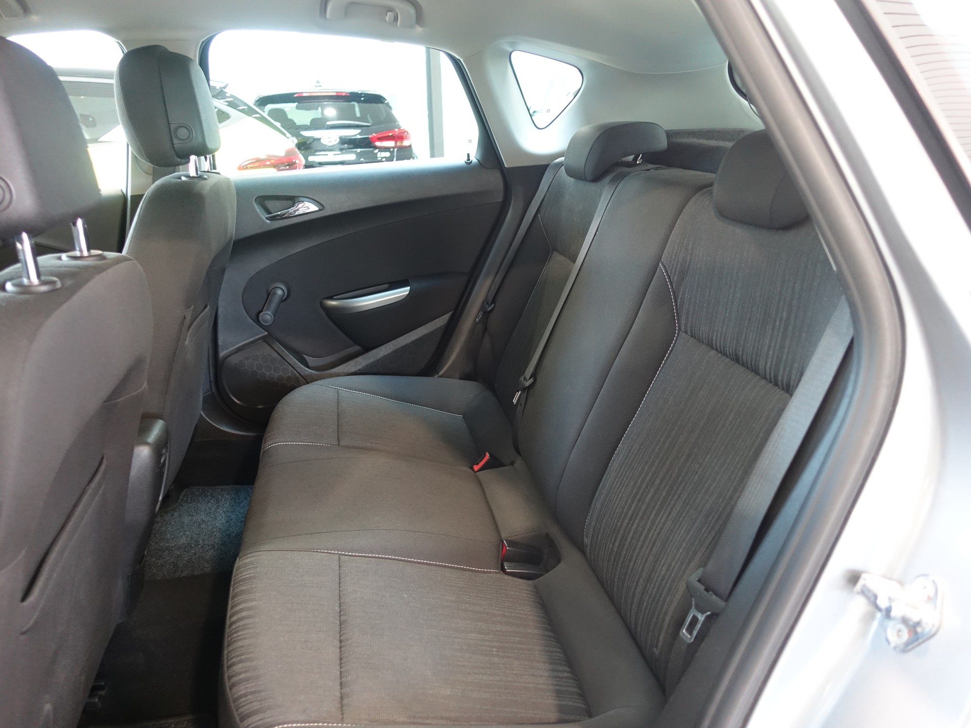 OPEL Astra 1.4i Turbo Enjoy-image-17