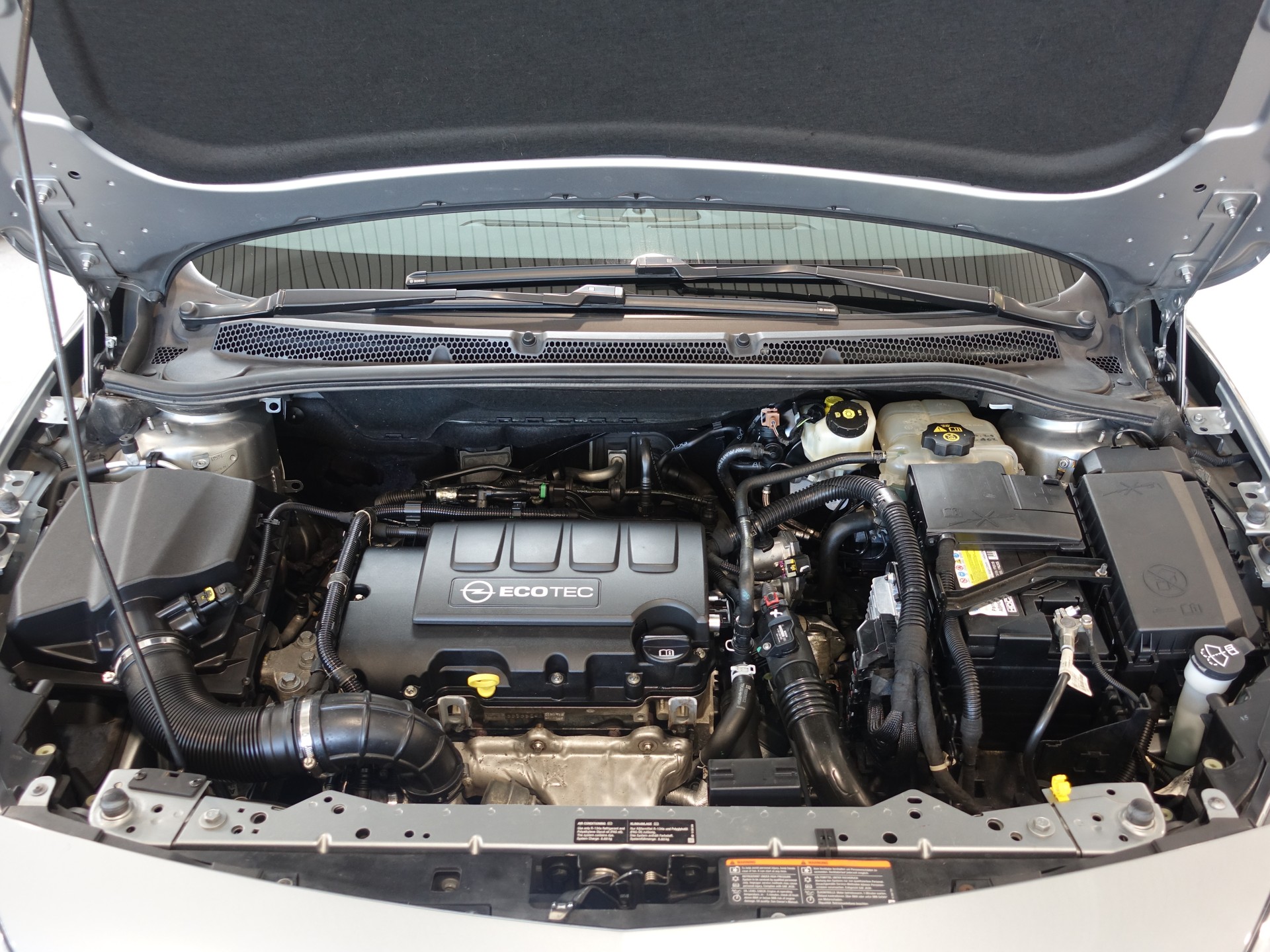 OPEL Astra 1.4i Turbo Enjoy-image-14