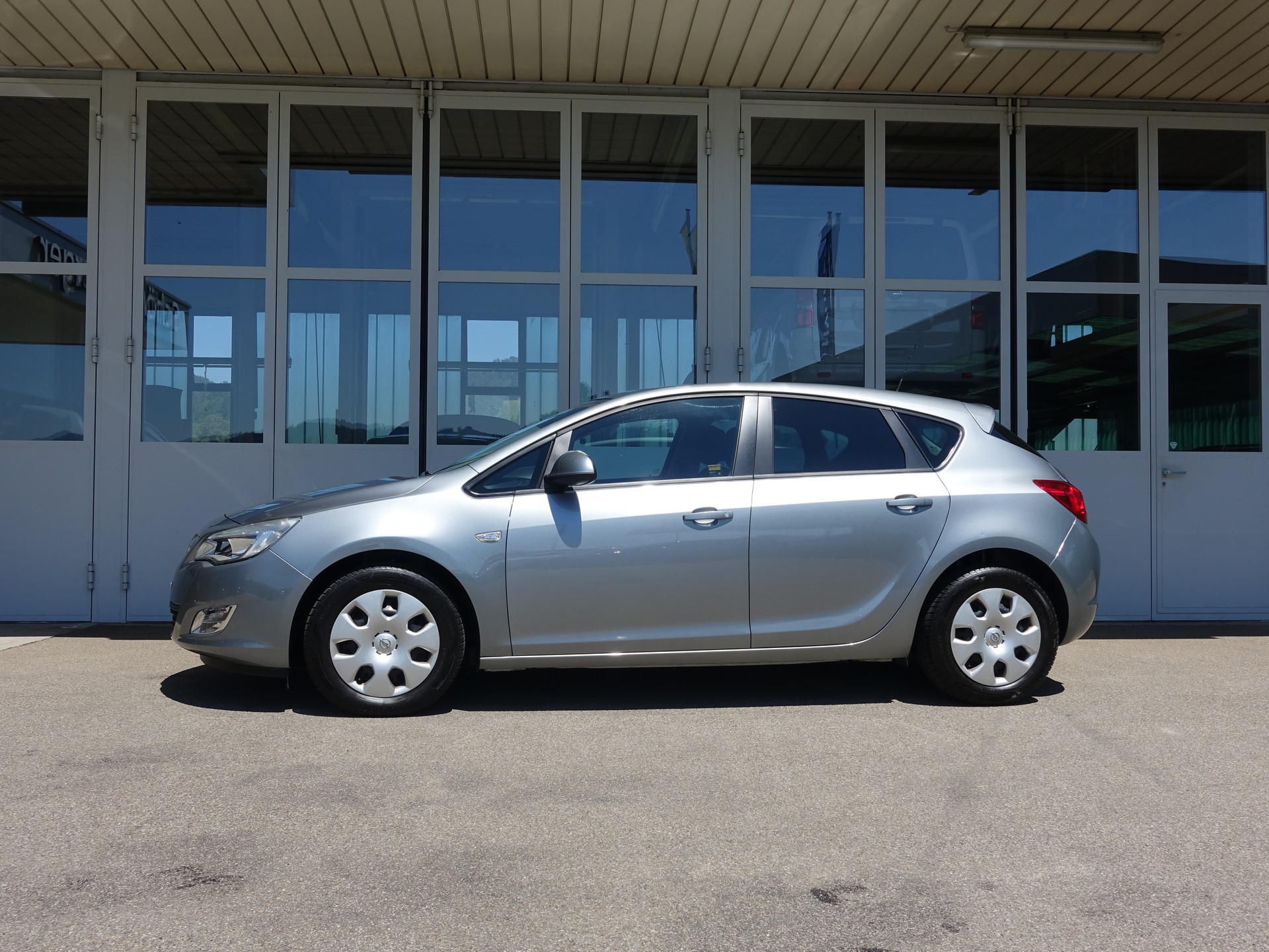 OPEL Astra 1.4i Turbo Enjoy-image-2