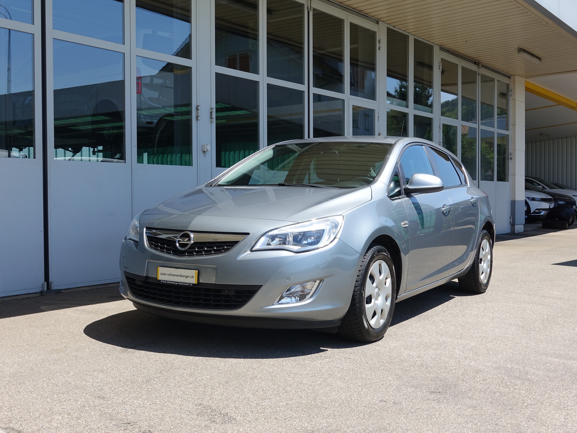 OPEL Astra 1.4i Turbo Enjoy-image-1