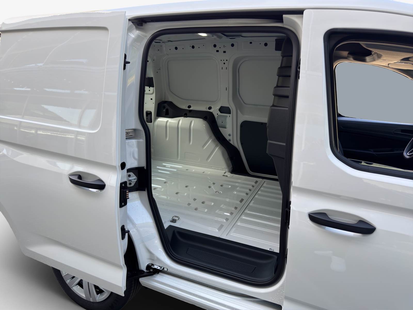 VW Caddy Cargo 2.0TDI 4Motion-image-11