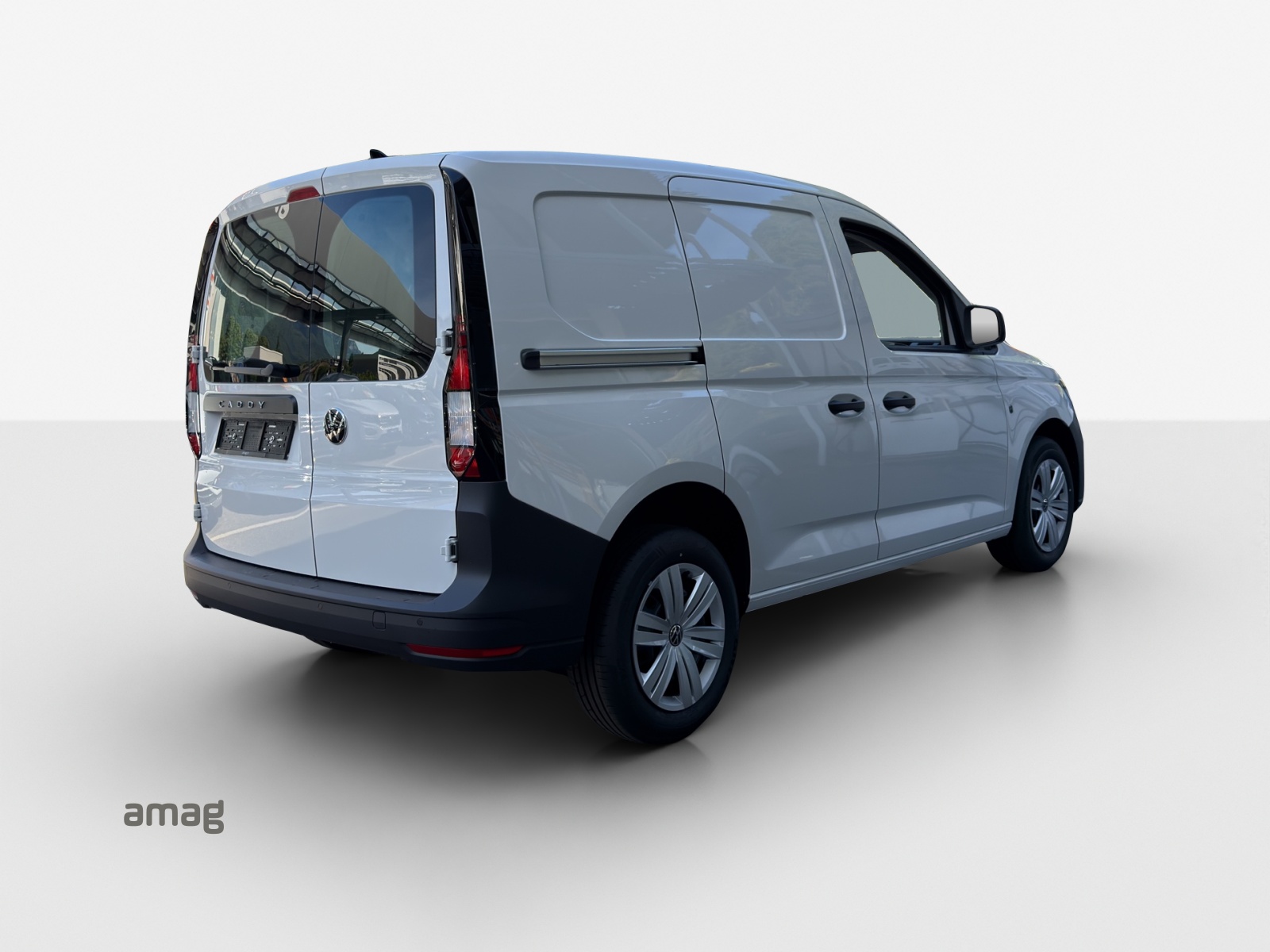 VW Caddy Cargo 2.0TDI 4Motion-image-4
