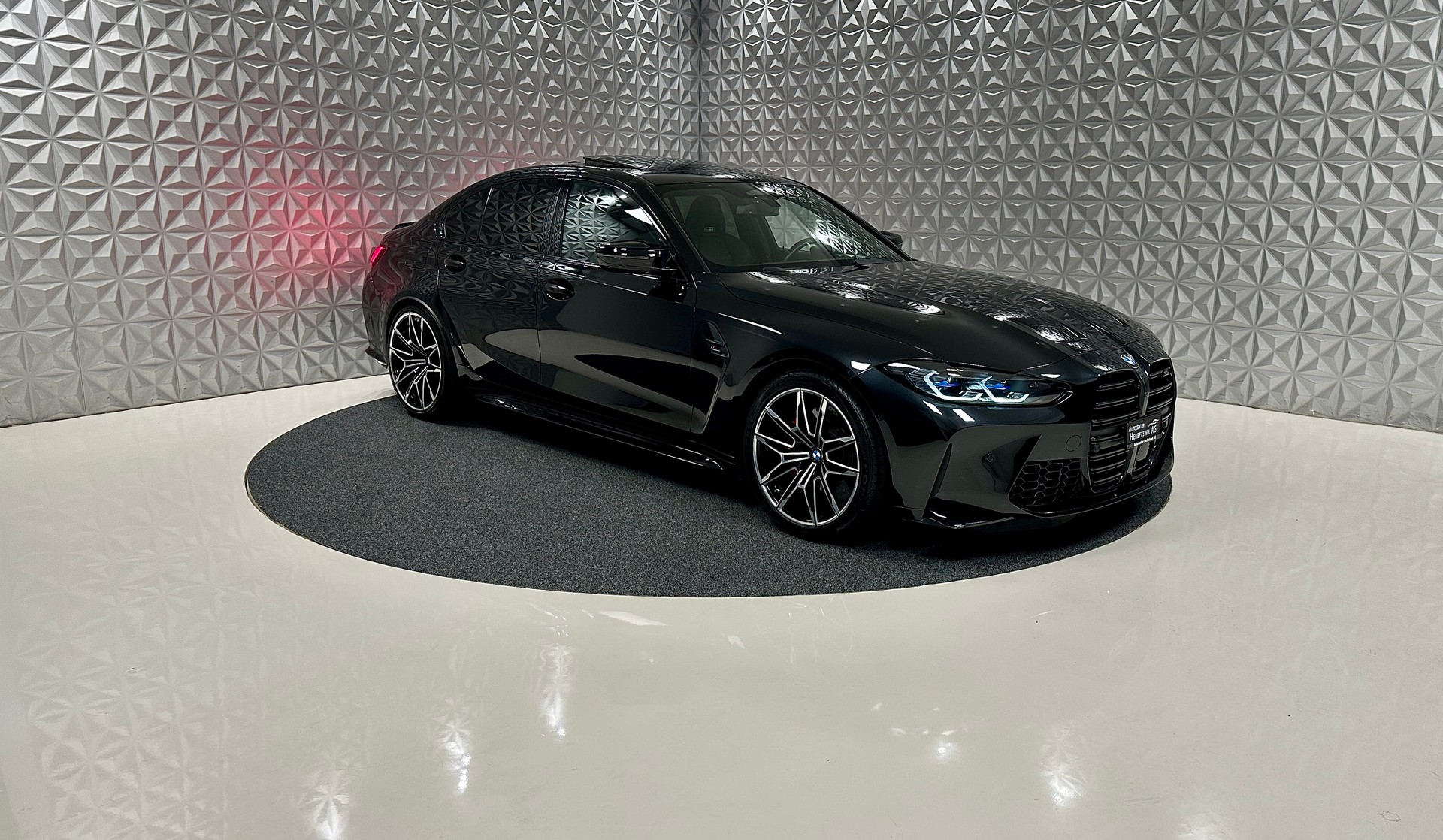 BMW M3 Competition-image-2