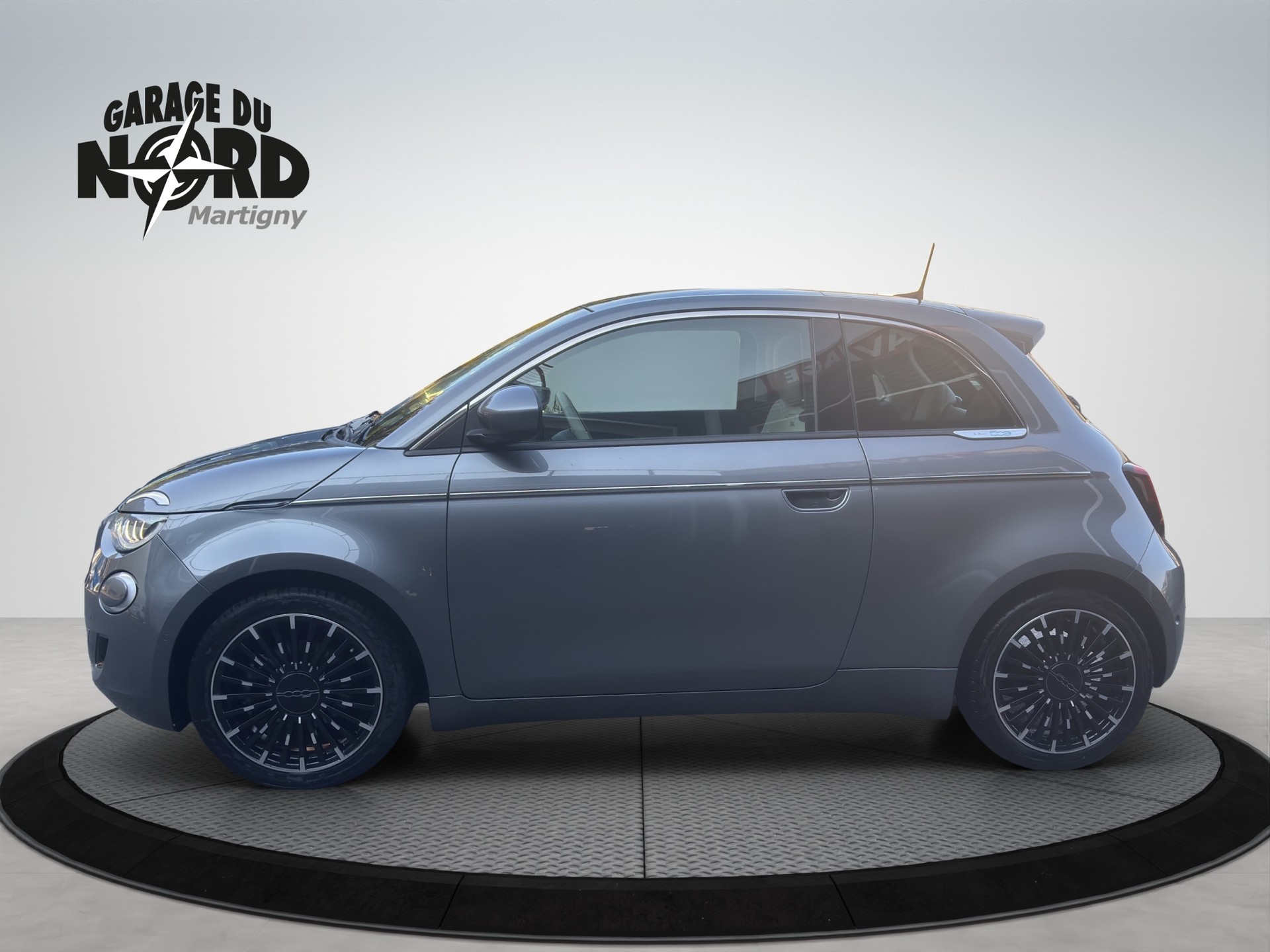 FIAT 500 electric 87 kW La Prima-image-2