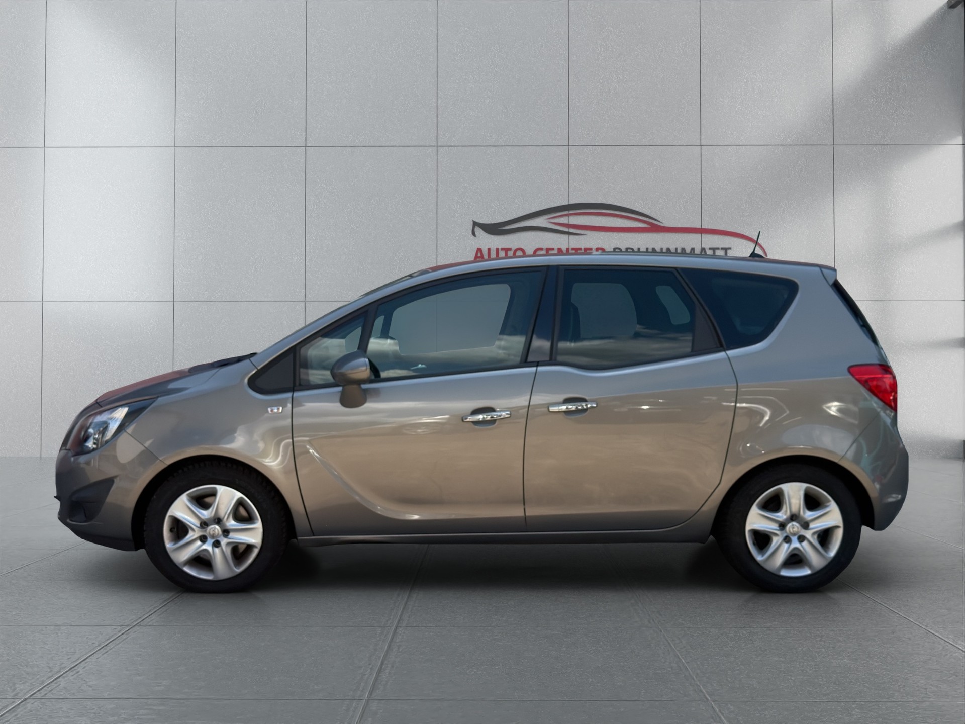 OPEL Meriva 1.7 CDTi Cosmo Automatic-image-3