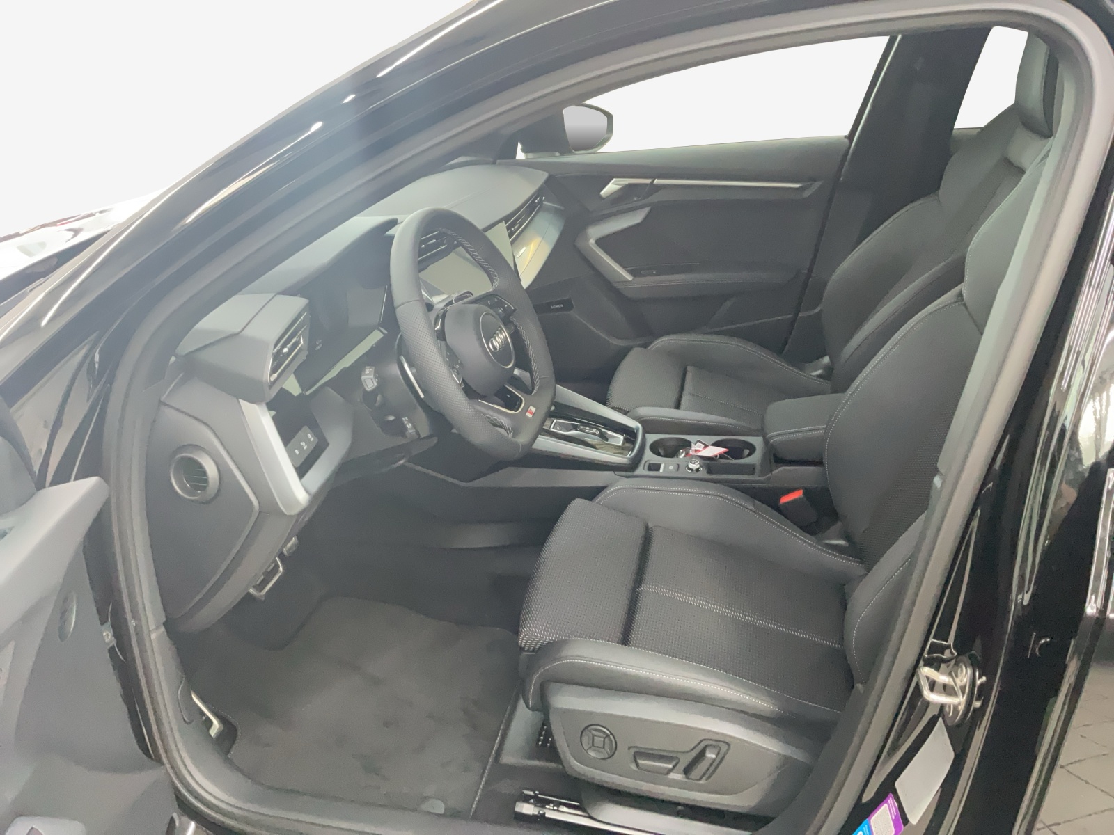 AUDI A3 Limousine TFSI 110 kW S Line Attraction S tronic-image-7