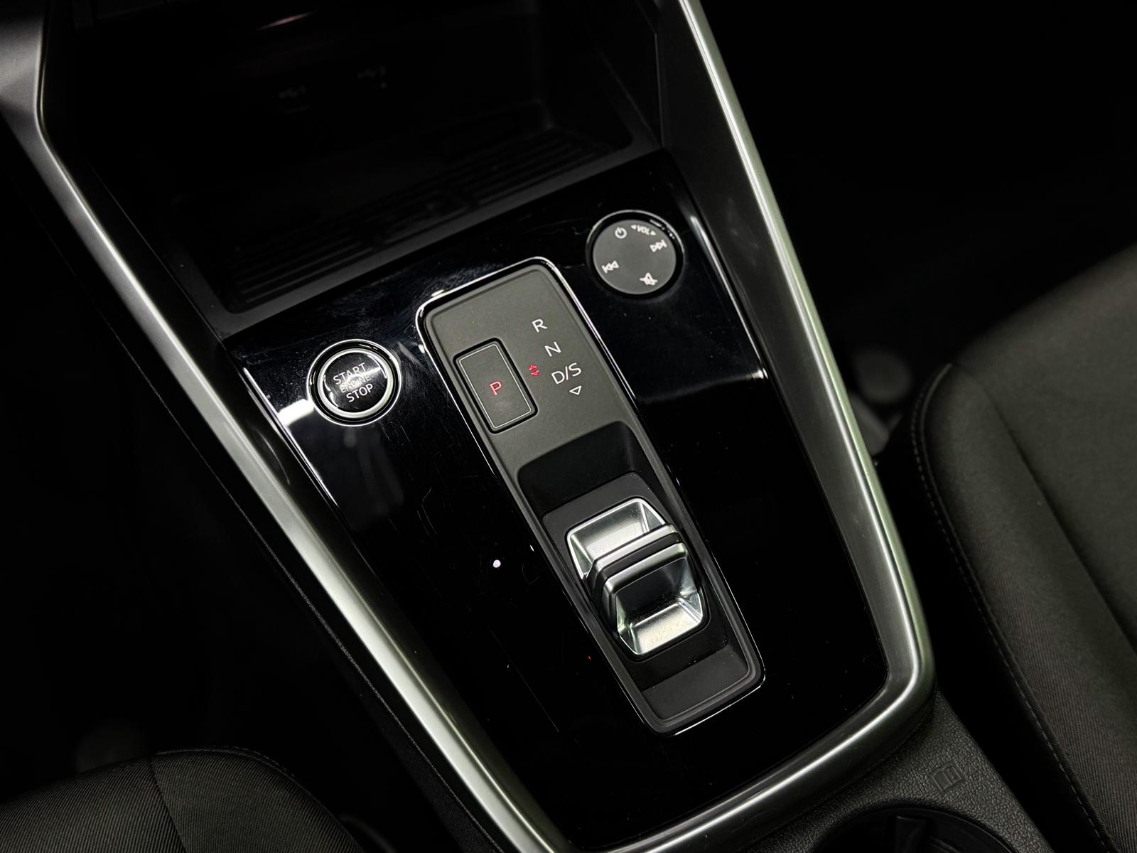 AUDI A3 Sportback 35 TFSI advanced S-tronic-image-17
