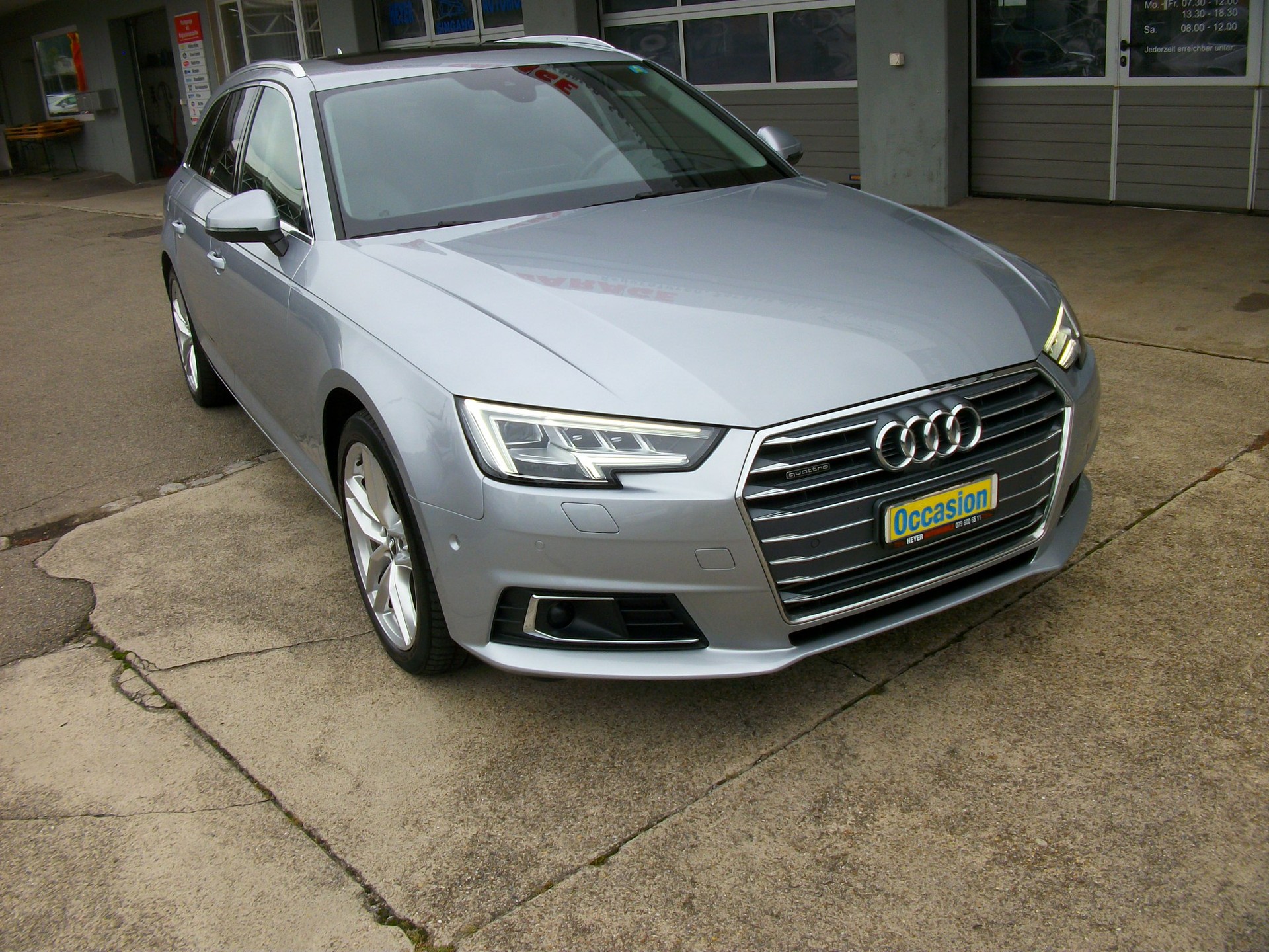 AUDI A4 Avant 3.0 TDI Sport quattro tiptronic-image-0