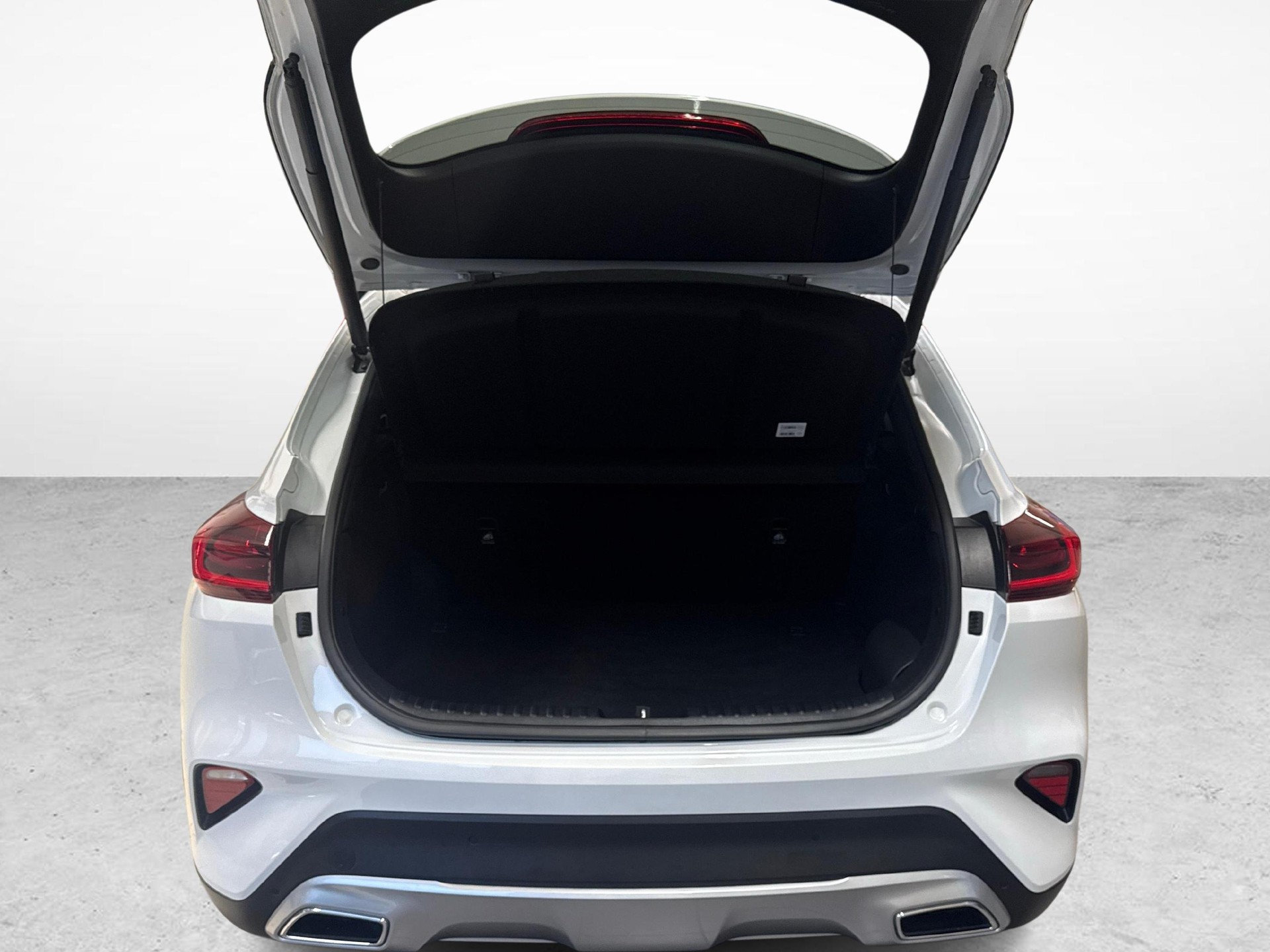 KIA XCeed 1.6 GDi Plug-in Hybrid Style + Ruote invernali incluse-image-12