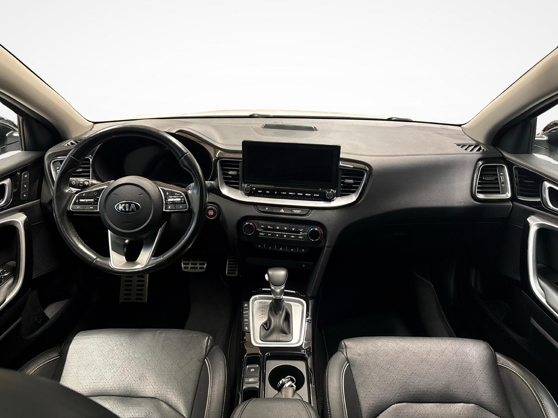 KIA XCeed 1.6 GDi Plug-in Hybrid Style + Ruote invernali incluse-image-8