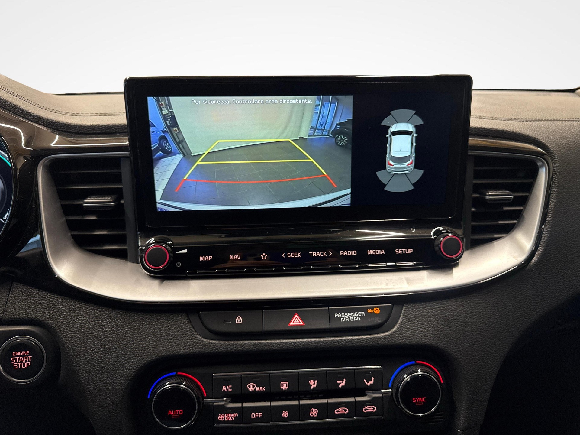 KIA XCeed 1.6 GDi Plug-in Hybrid Style + Ruote invernali incluse-image-14