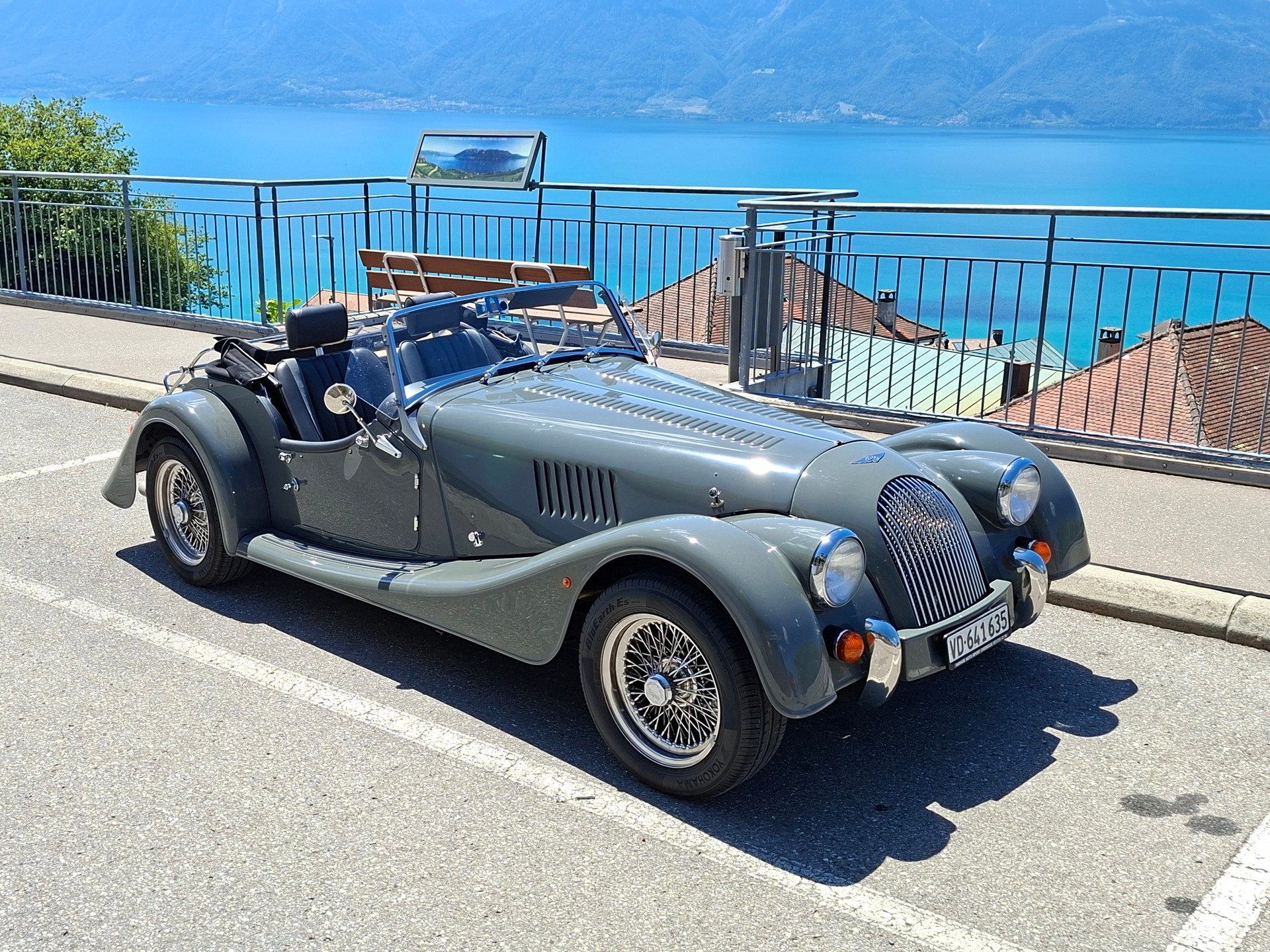 MORGAN PLUS FOUR-image-1