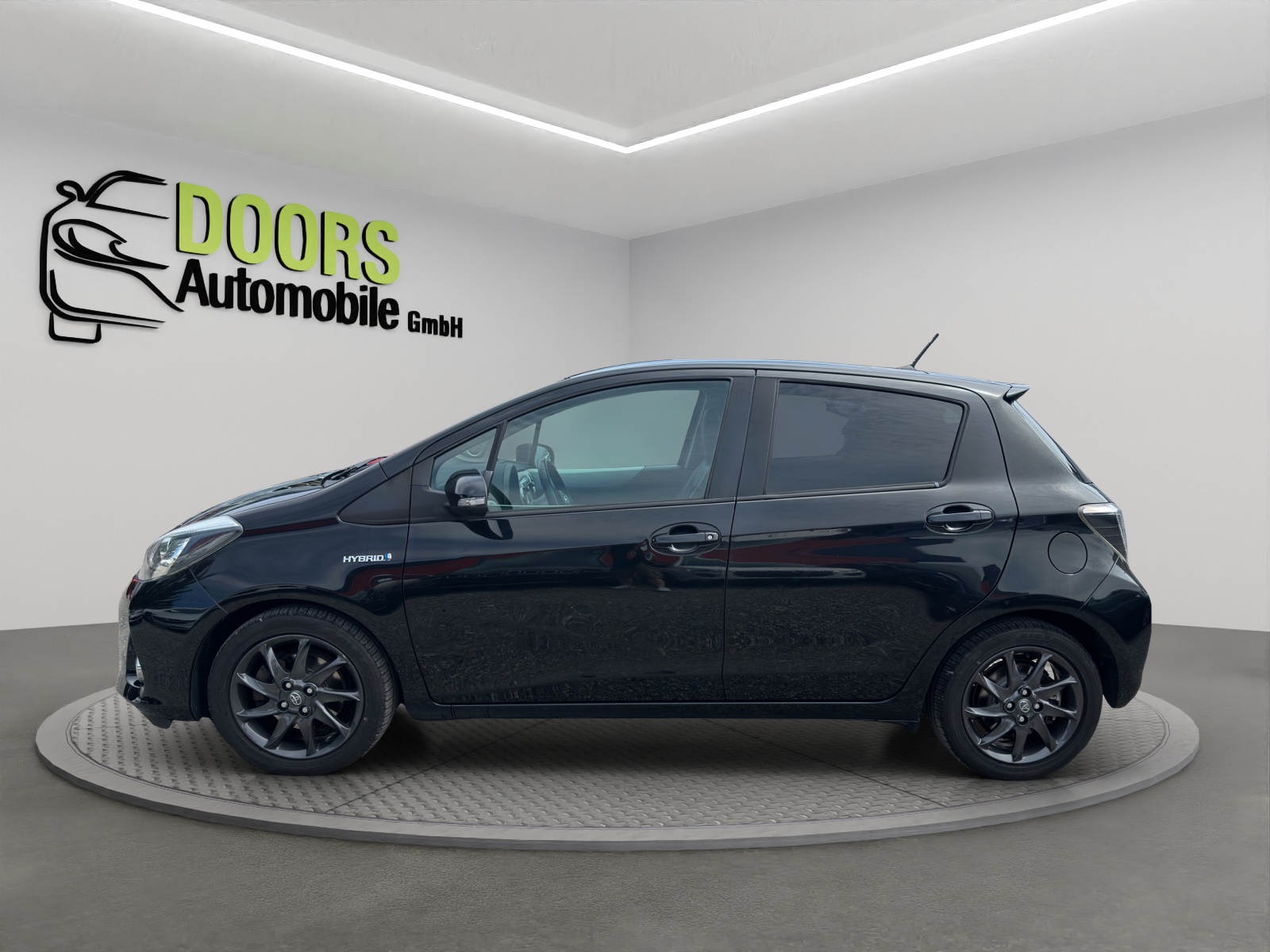 TOYOTA Yaris 1.5 VVT-i Hybrid Sol Premium CVT-image-5