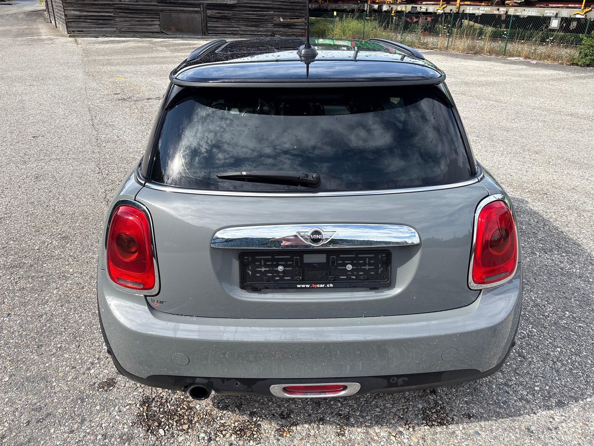 MINI Cooper Steptronic-image-3