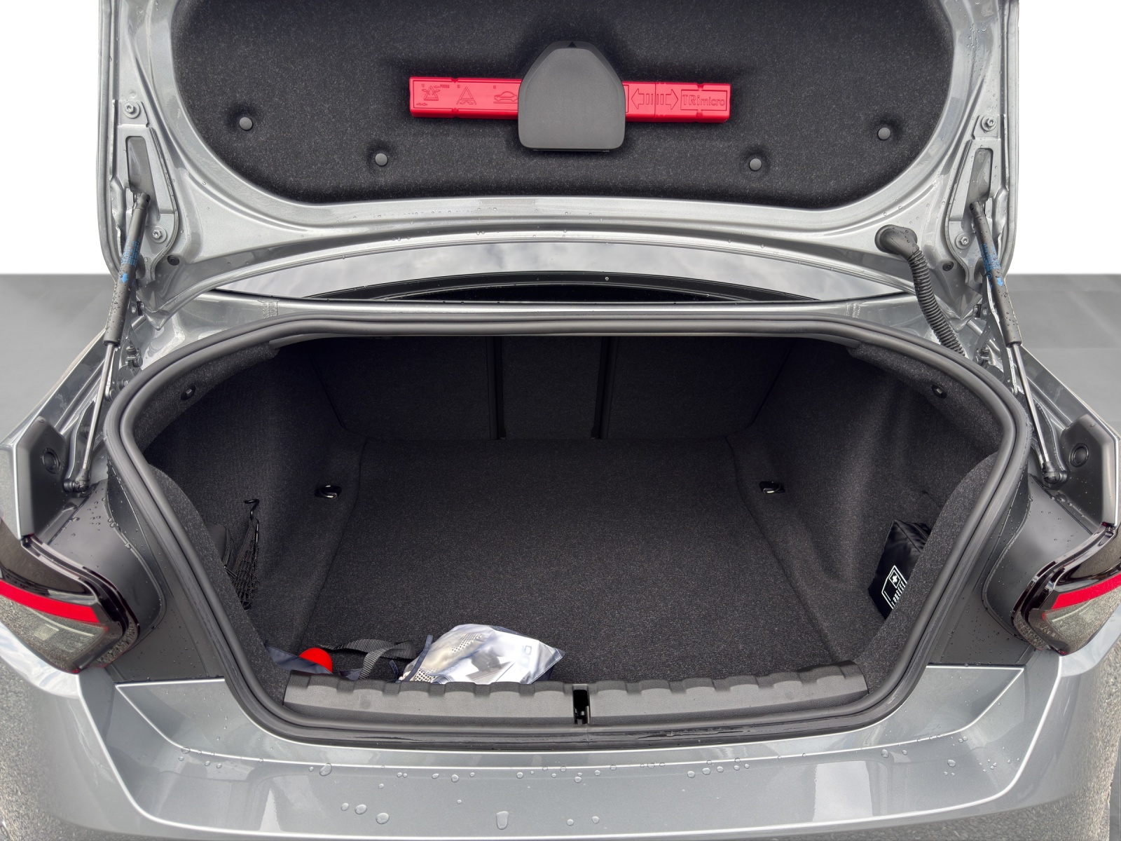 BMW M240i xDrive M Sport Pro-image-18