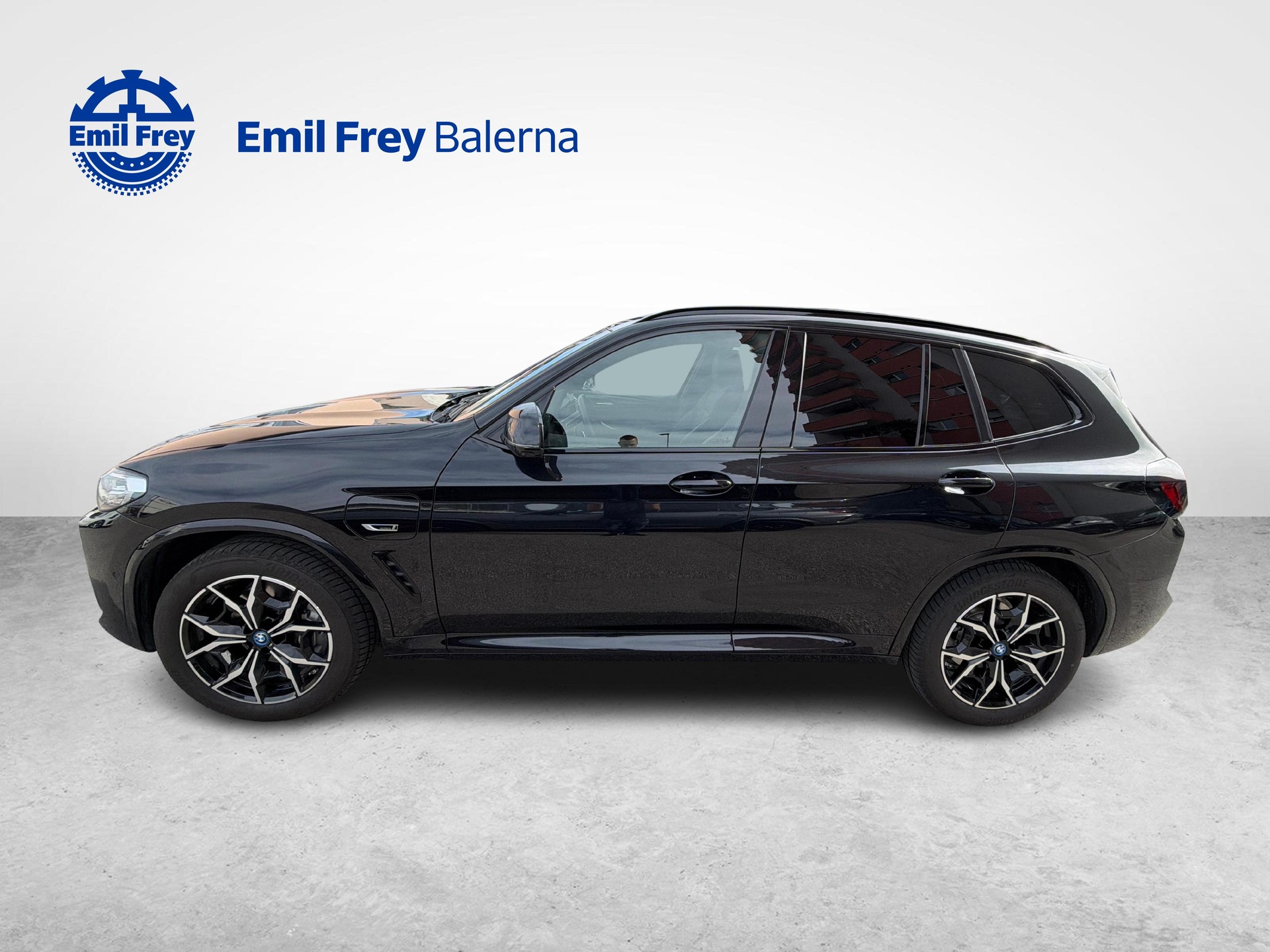 BMW X3 xDrive 30e-image-3
