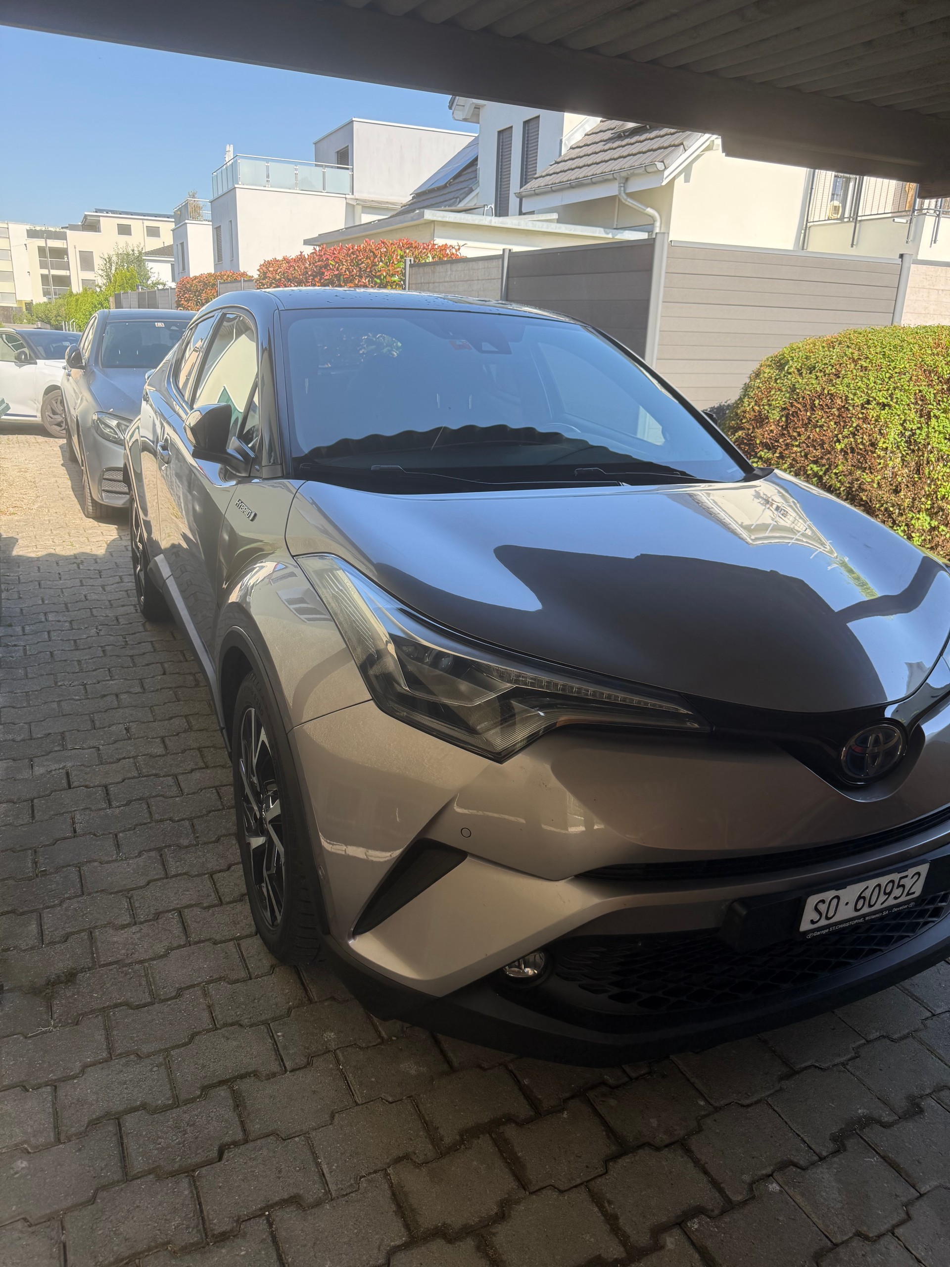 TOYOTA 1.8 VVTi HSD Trend-image-1
