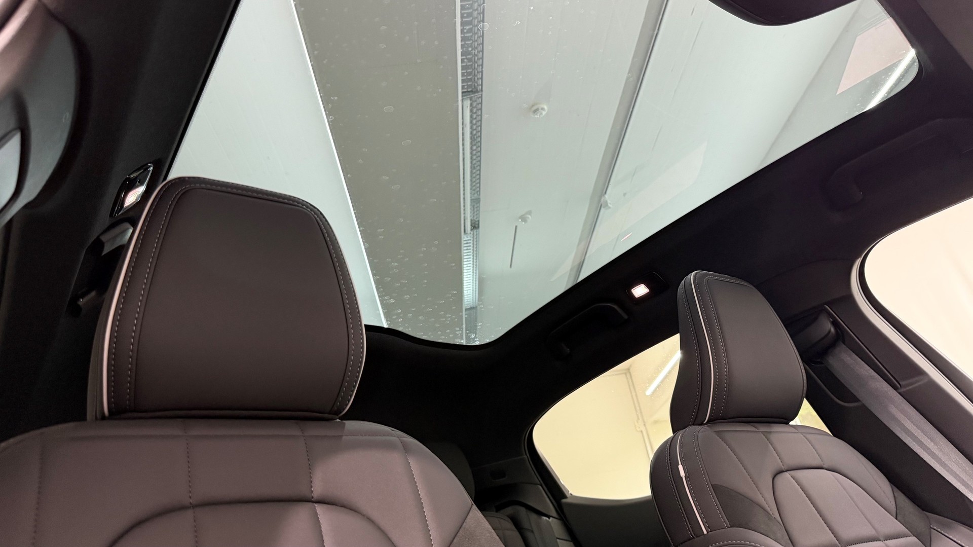 POLESTAR 2 Long Range Single Motor Prim-image-13