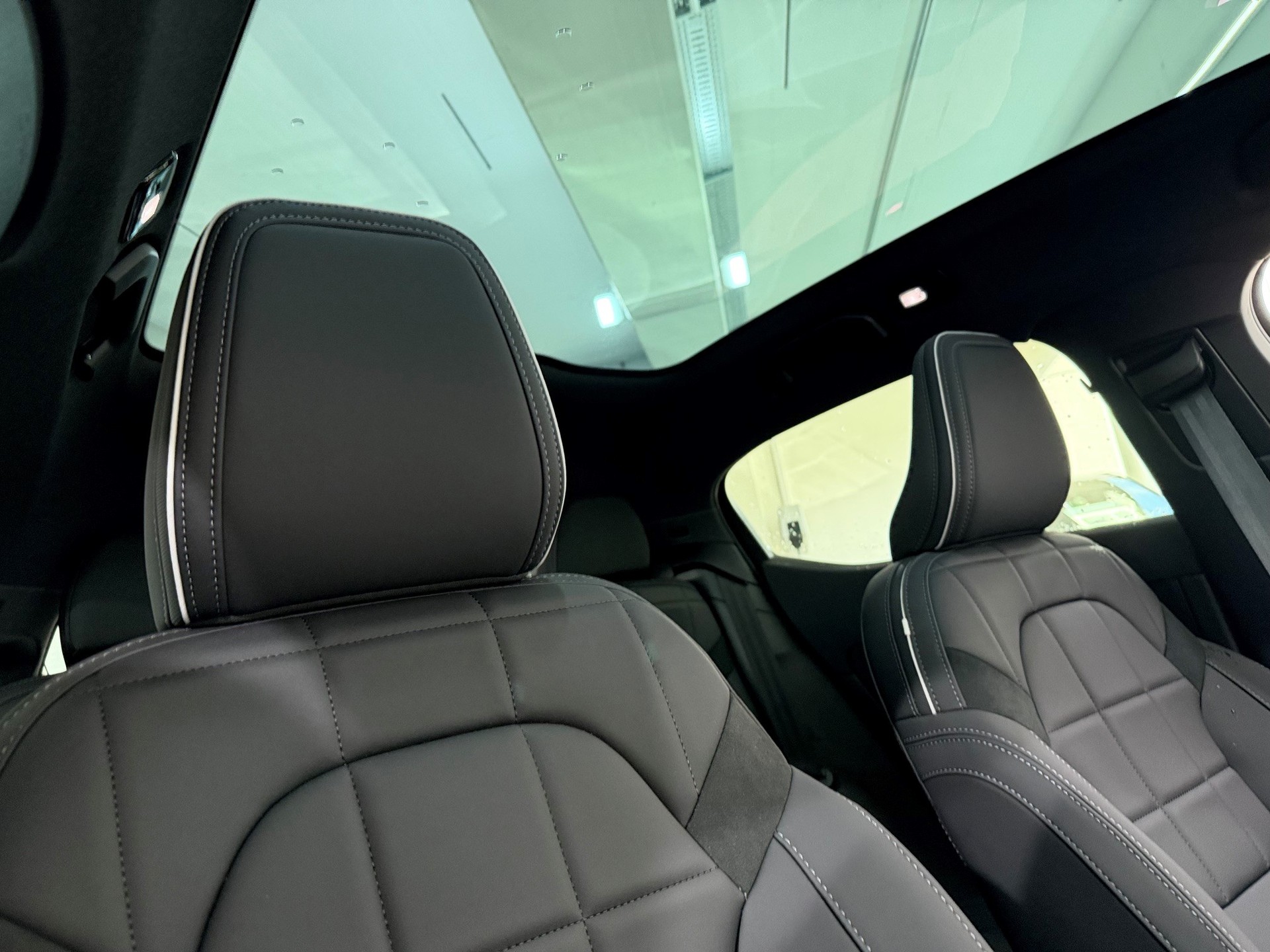 POLESTAR 2 Long Range Single Motor Prim-image-6
