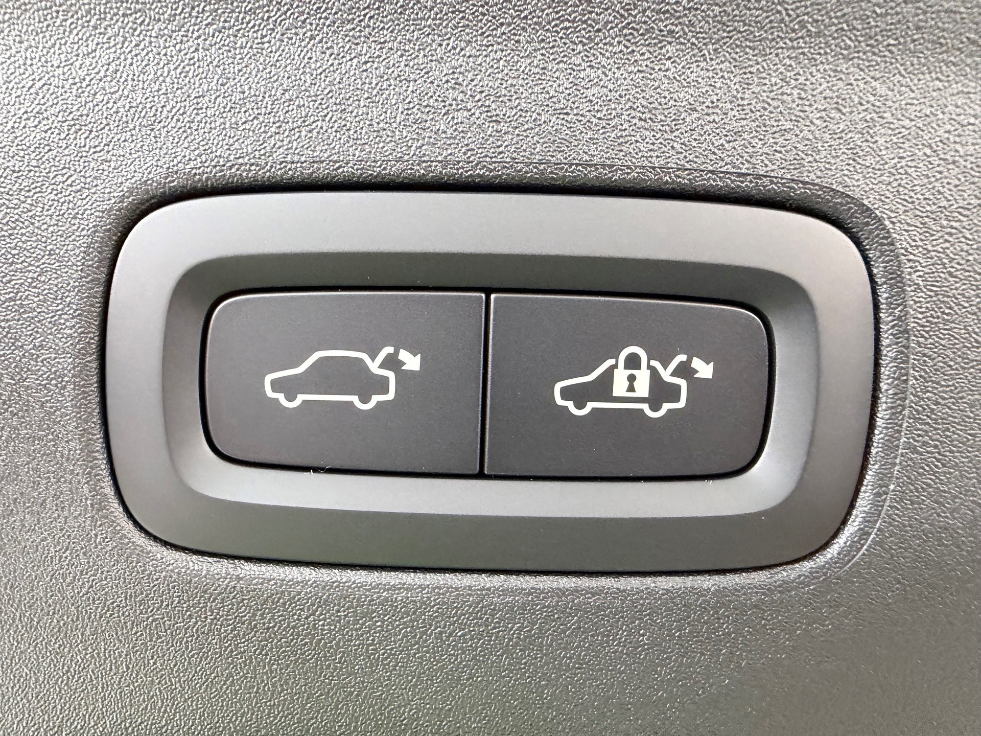 POLESTAR 2 Long Range Single Motor Prim-image-14