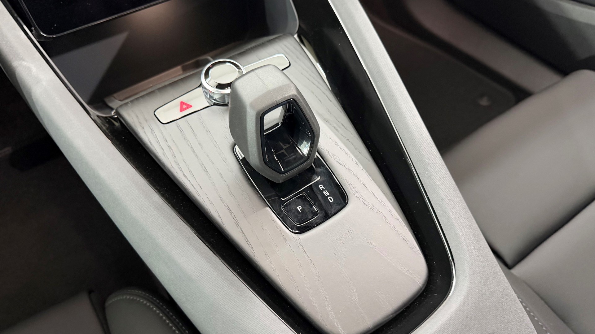 POLESTAR 2 Long Range Single Motor Prim-image-14