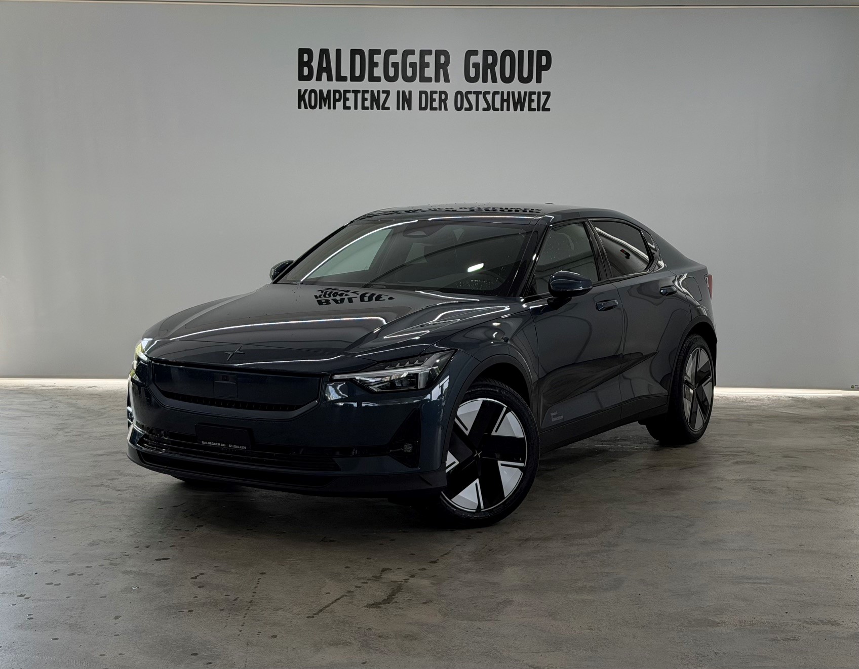 POLESTAR 2 Long Range Single Motor Prim-image-0