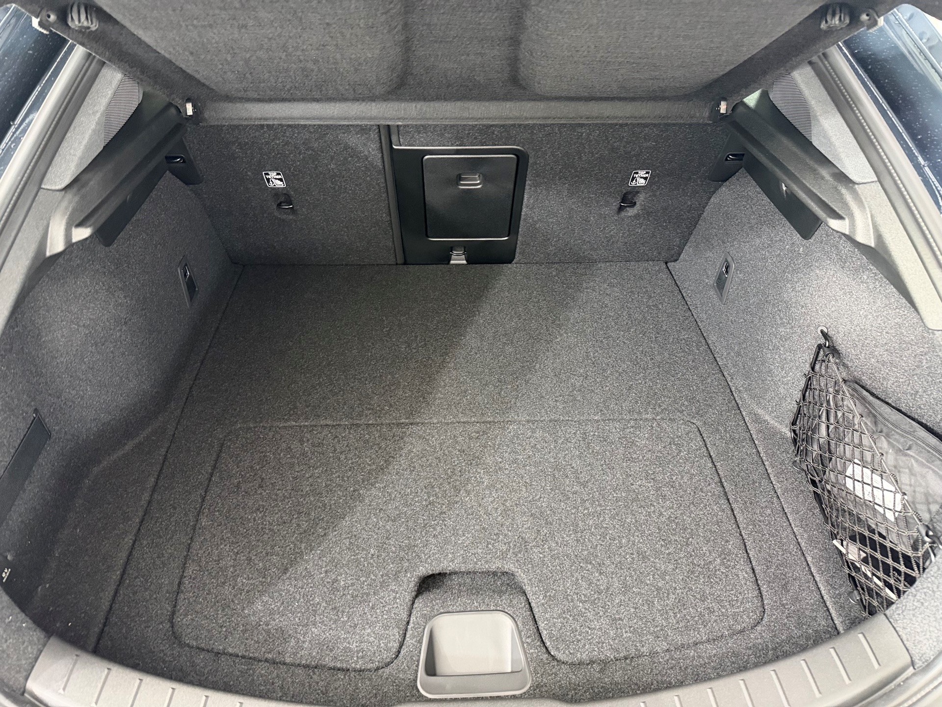 POLESTAR 2 Long Range Single Motor Prim-image-13