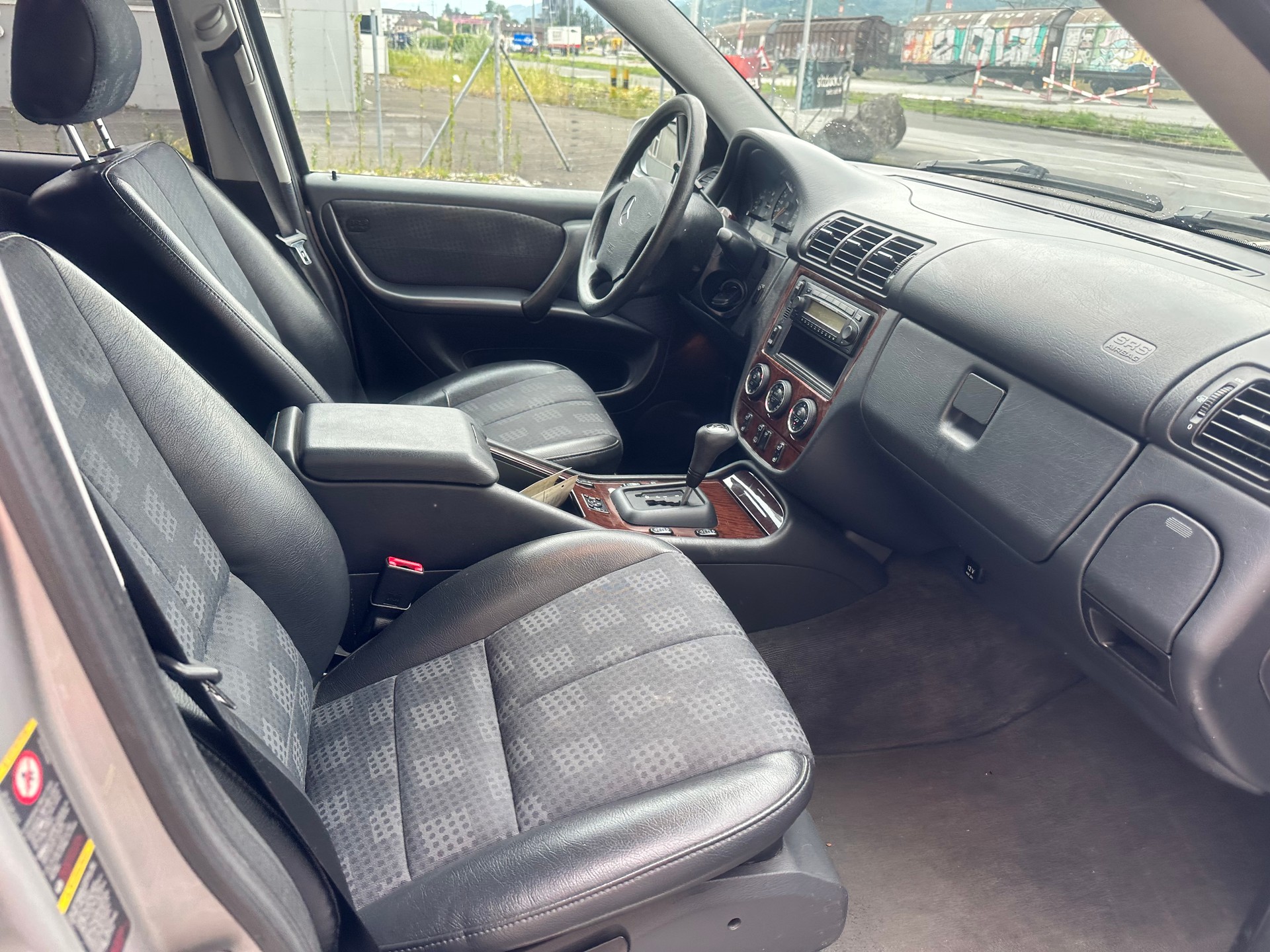 MERCEDES-BENZ ML 350 Automatic-image-14