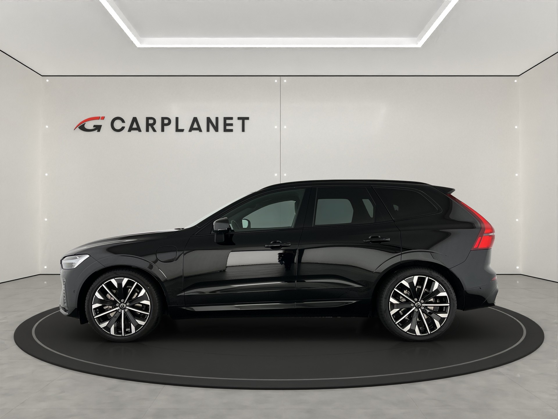 VOLVO XC60 2.0 T8 TE Ultra Dark eAWD-image-2