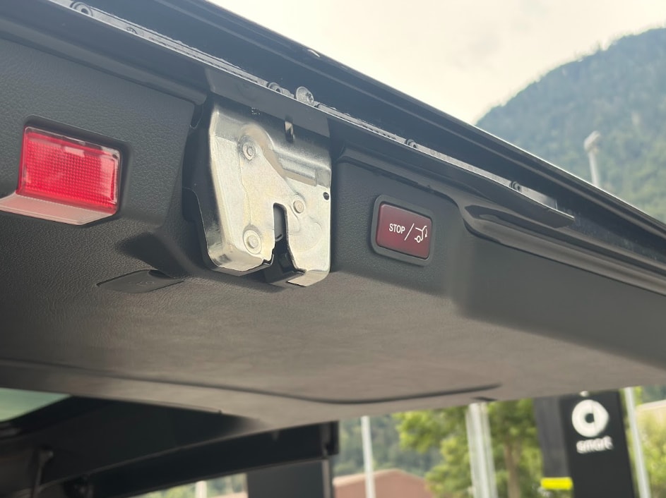 MERCEDES-BENZ V 300 d Exclusive L SWISS EDITION 4MATIC-image-10