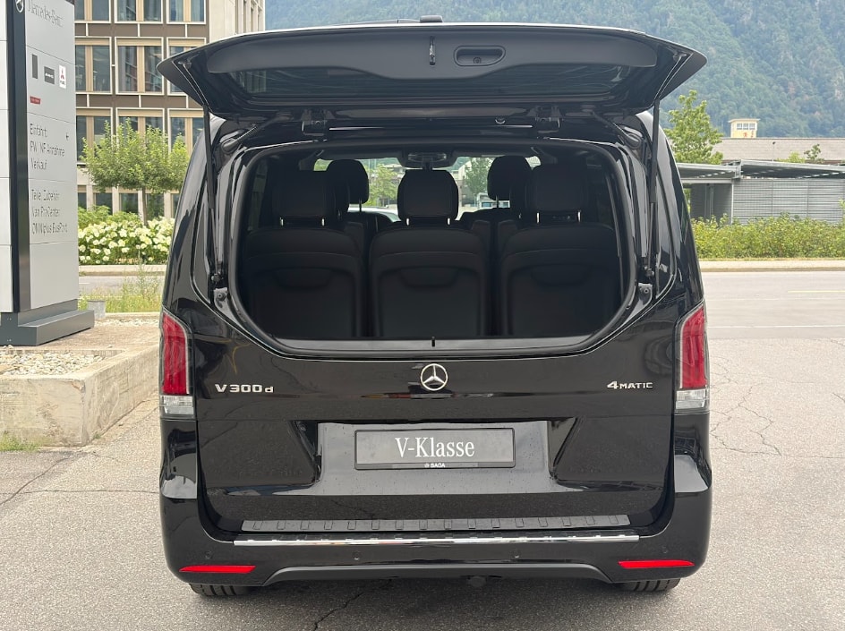 MERCEDES-BENZ V 300 d Exclusive L SWISS EDITION 4MATIC-image-9