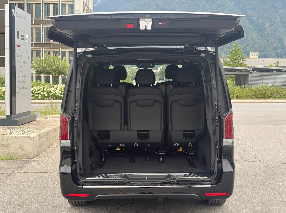 MERCEDES-BENZ V 300 d Exclusive L SWISS EDITION 4MATIC-image-8