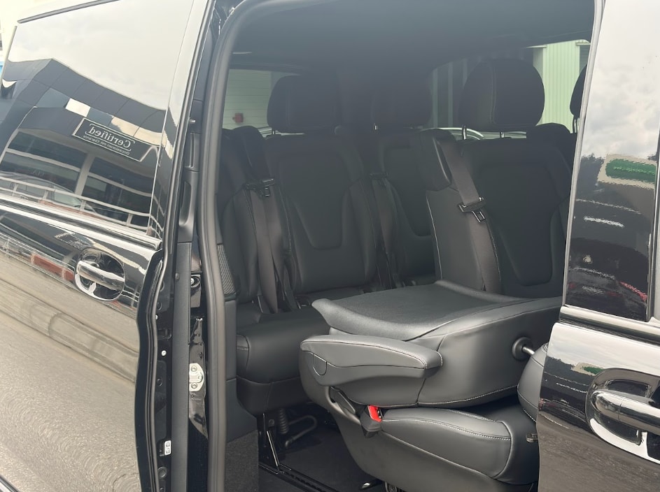 MERCEDES-BENZ V 300 d Exclusive L SWISS EDITION 4MATIC-image-16